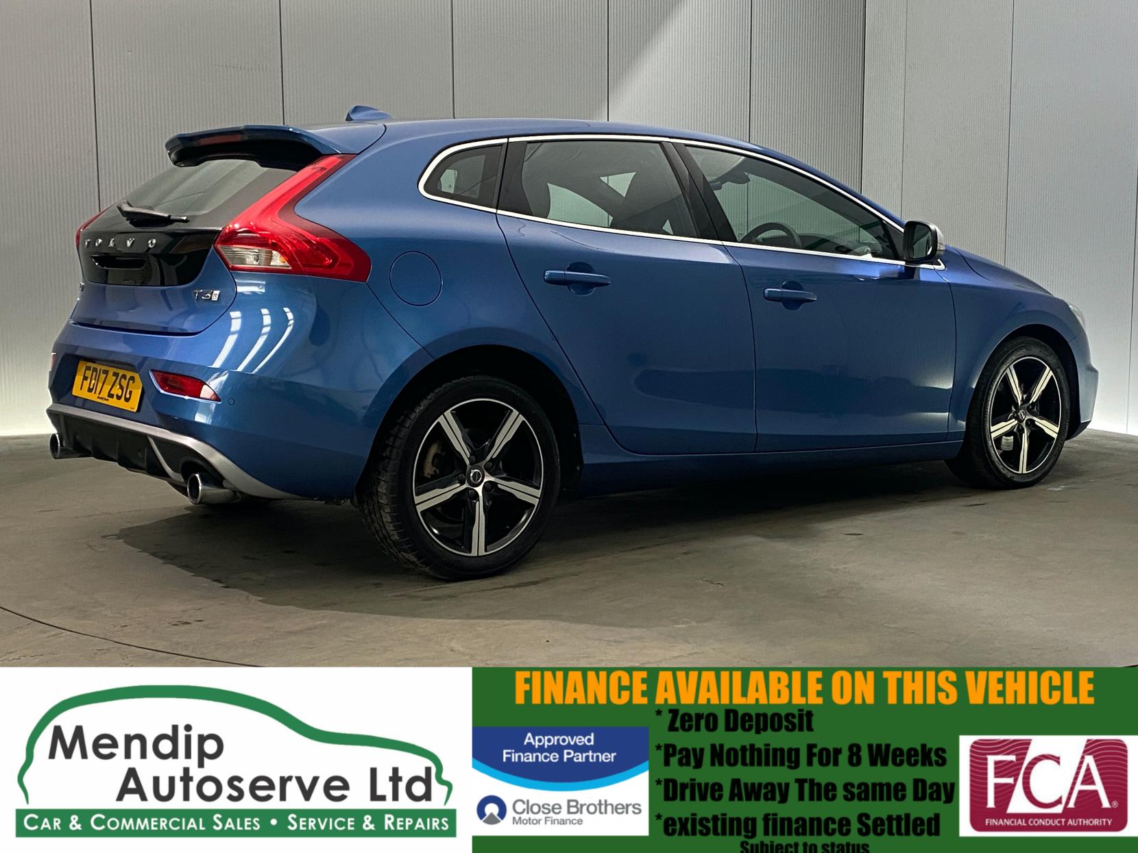 Volvo V40 2.0 T3 R-Design Hatchback 5dr Petrol Manual Euro 6 (s/s) (152 ps)