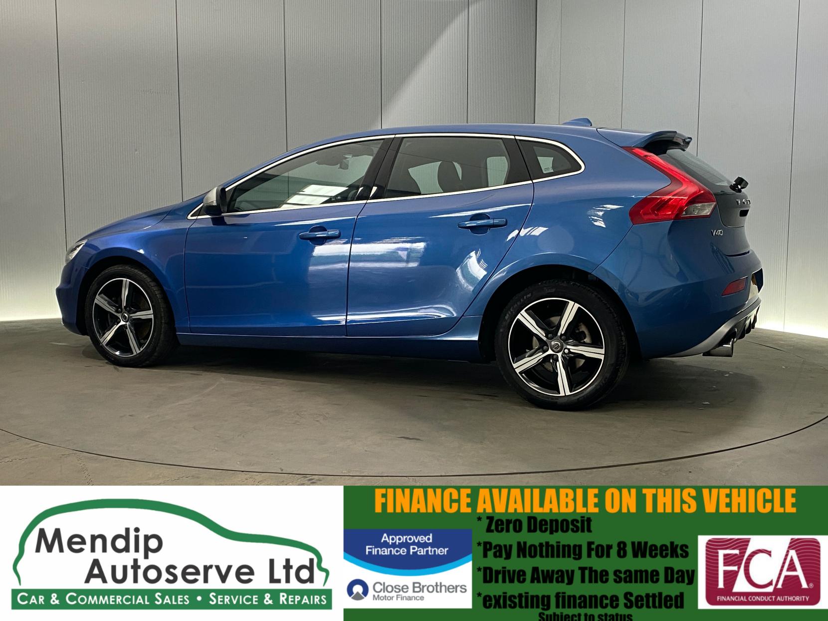 Volvo V40 2.0 T3 R-Design Hatchback 5dr Petrol Manual Euro 6 (s/s) (152 ps)