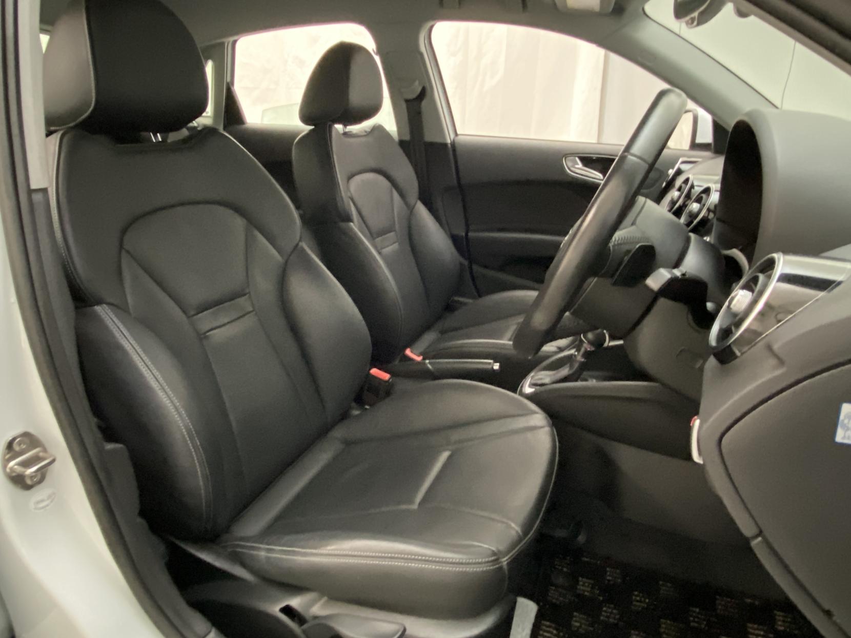 Audi A1 1.4 TFSI Sport Sportback 5dr Petrol S Tronic Euro 5 (s/s) (122 ps)