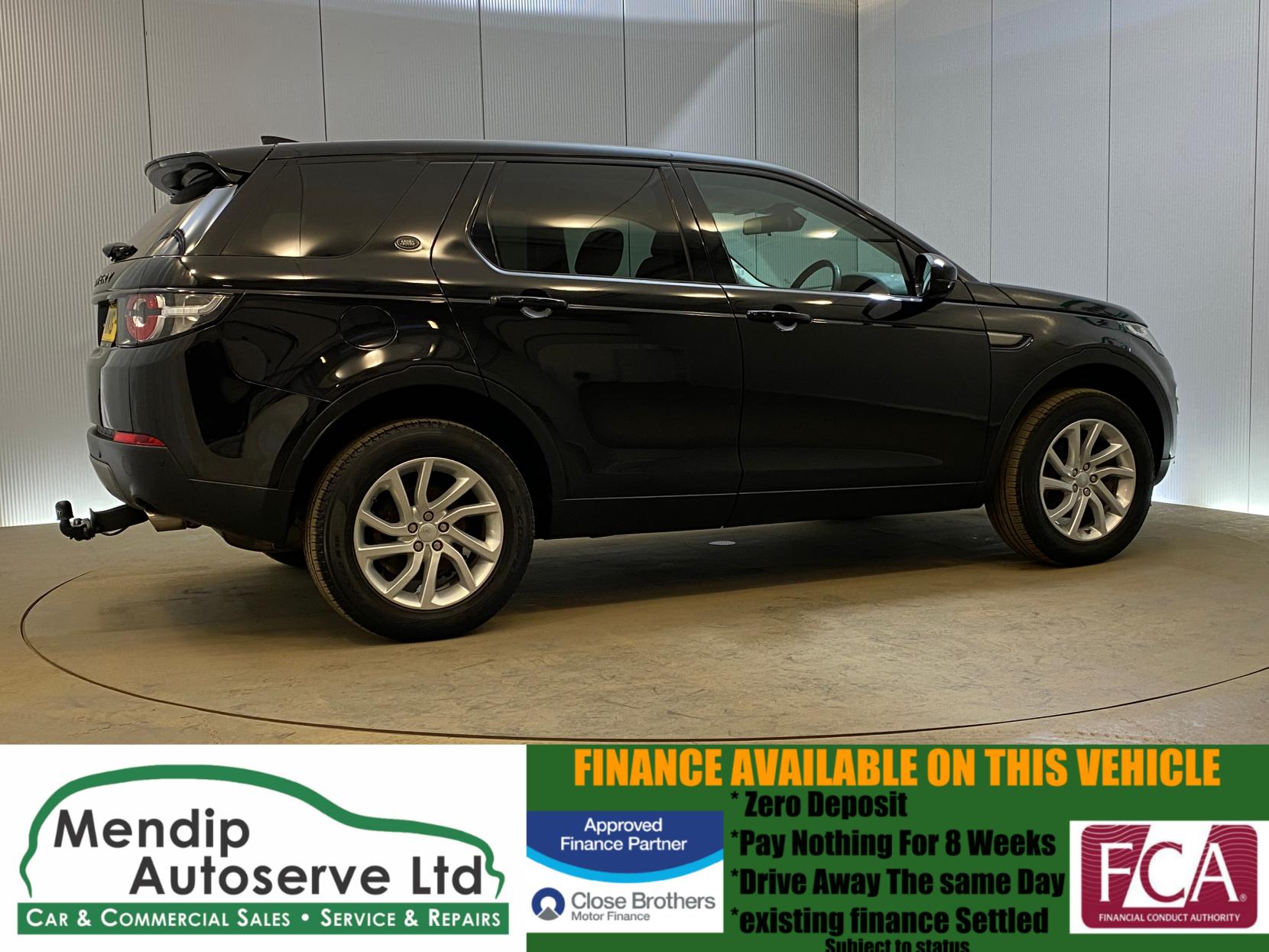 Land Rover Discovery Sport 2.0 TD4 SE Tech SUV 5dr Diesel Auto 4WD Euro 6 (s/s) (180 ps)