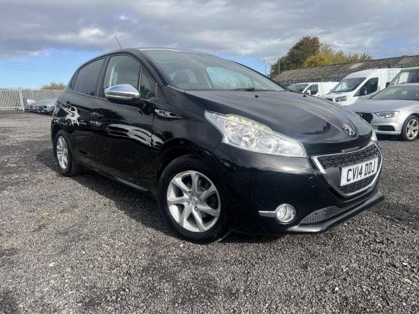Peugeot 208 1.2 VTi Style Hatchback 5dr Petrol Manual Euro 5 (82 ps)
