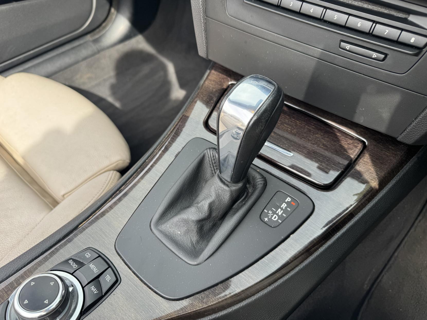 BMW 3 Series 2.0 320d Sport Plus Edition Convertible 2dr Diesel Steptronic Euro 5 (184 ps)