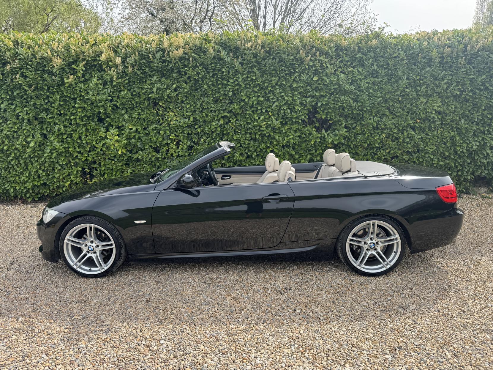 BMW 3 Series 2.0 320d Sport Plus Edition Convertible 2dr Diesel Steptronic Euro 5 (184 ps)