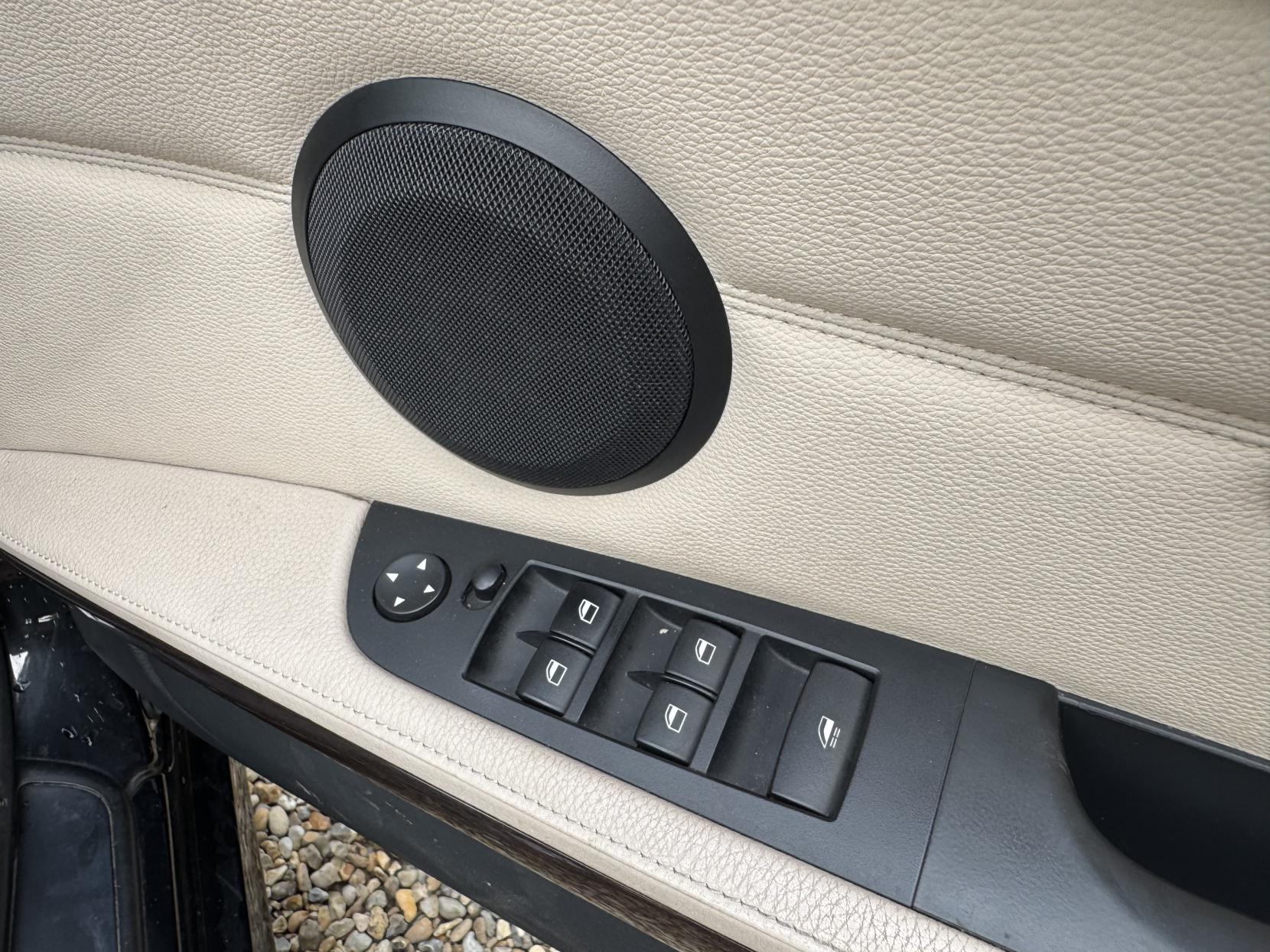 BMW 3 Series 2.0 320d Sport Plus Edition Convertible 2dr Diesel Steptronic Euro 5 (184 ps)