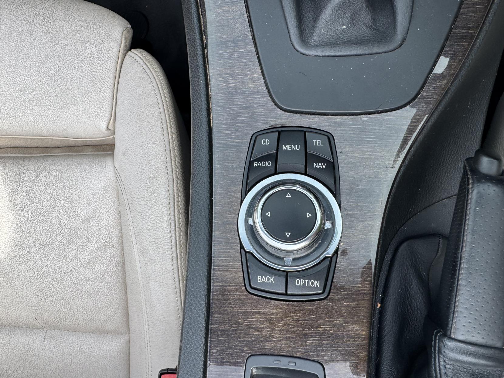 BMW 3 Series 2.0 320d Sport Plus Edition Convertible 2dr Diesel Steptronic Euro 5 (184 ps)