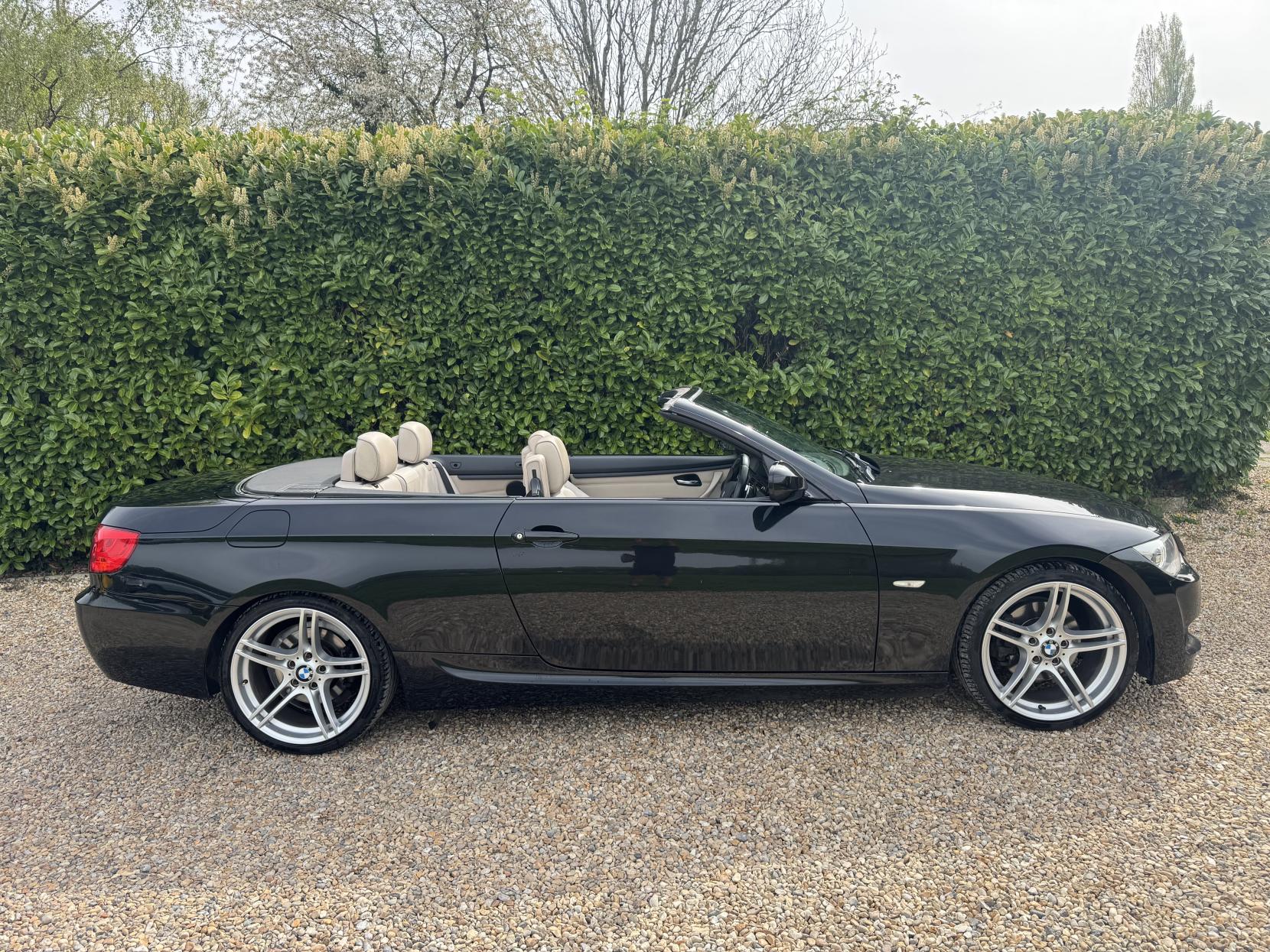 BMW 3 Series 2.0 320d Sport Plus Edition Convertible 2dr Diesel Steptronic Euro 5 (184 ps)