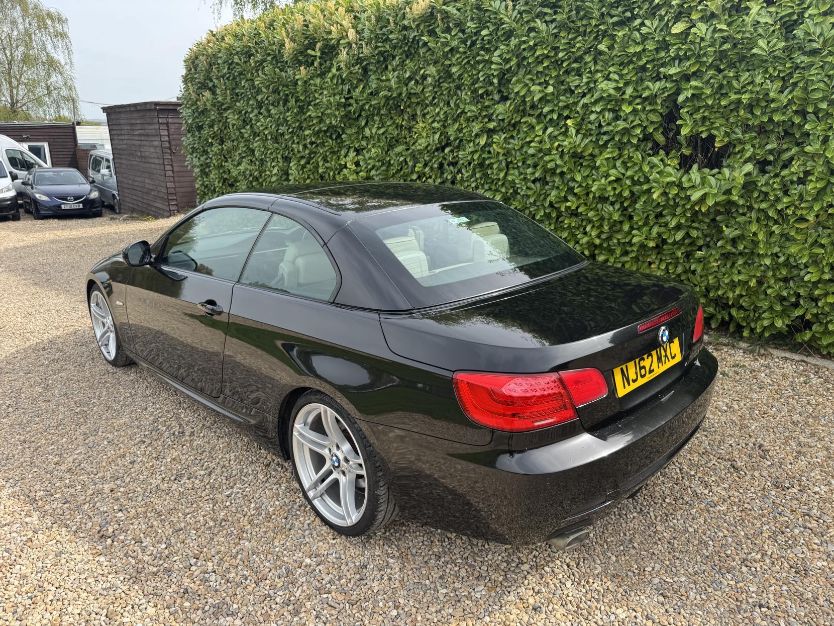 BMW 3 Series 2.0 320d Sport Plus Edition Convertible 2dr Diesel Steptronic Euro 5 (184 ps)