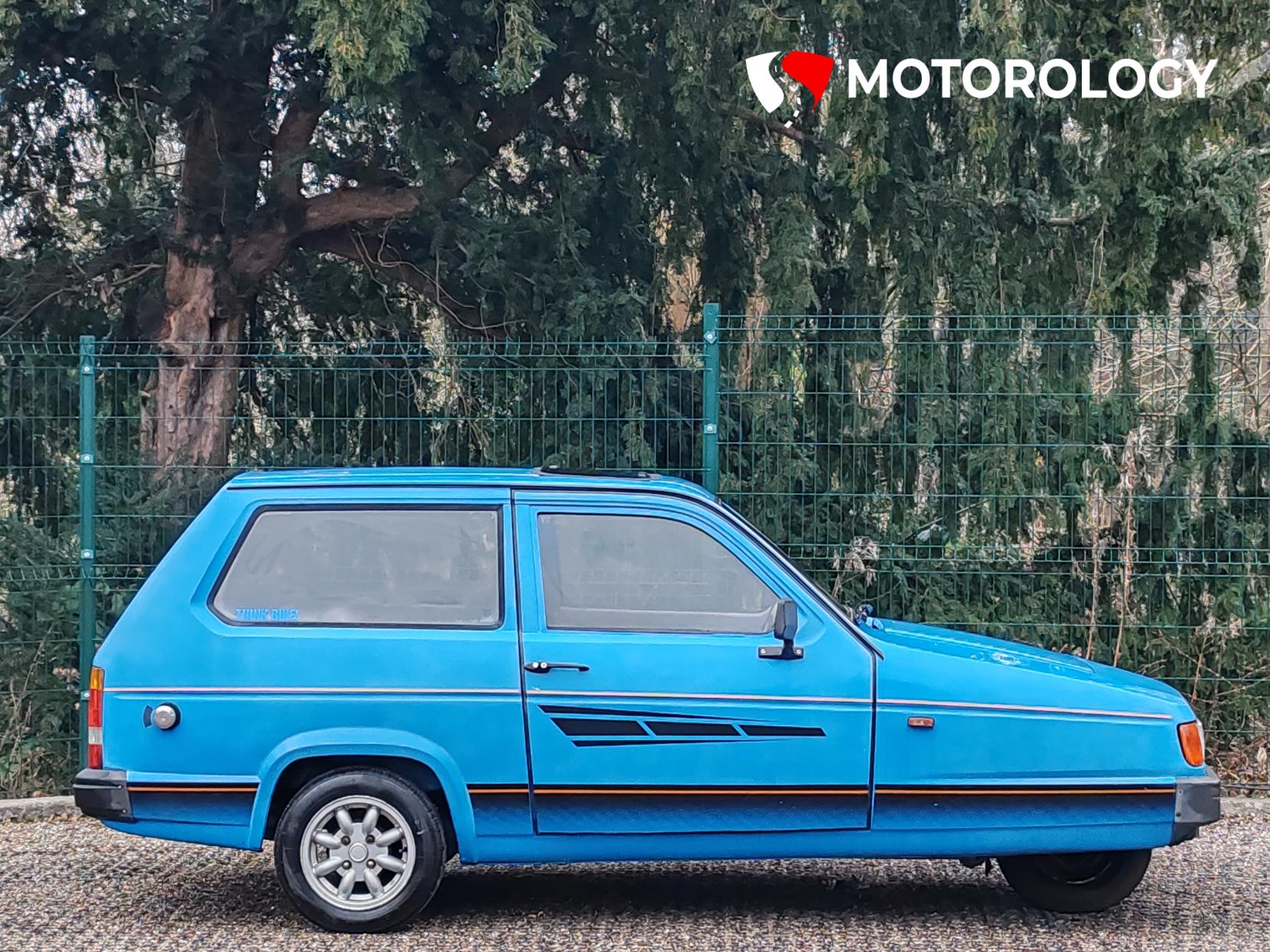 Reliant Robin 0.85 LX Hatchback 3dr Petrol Manual (39 bhp)