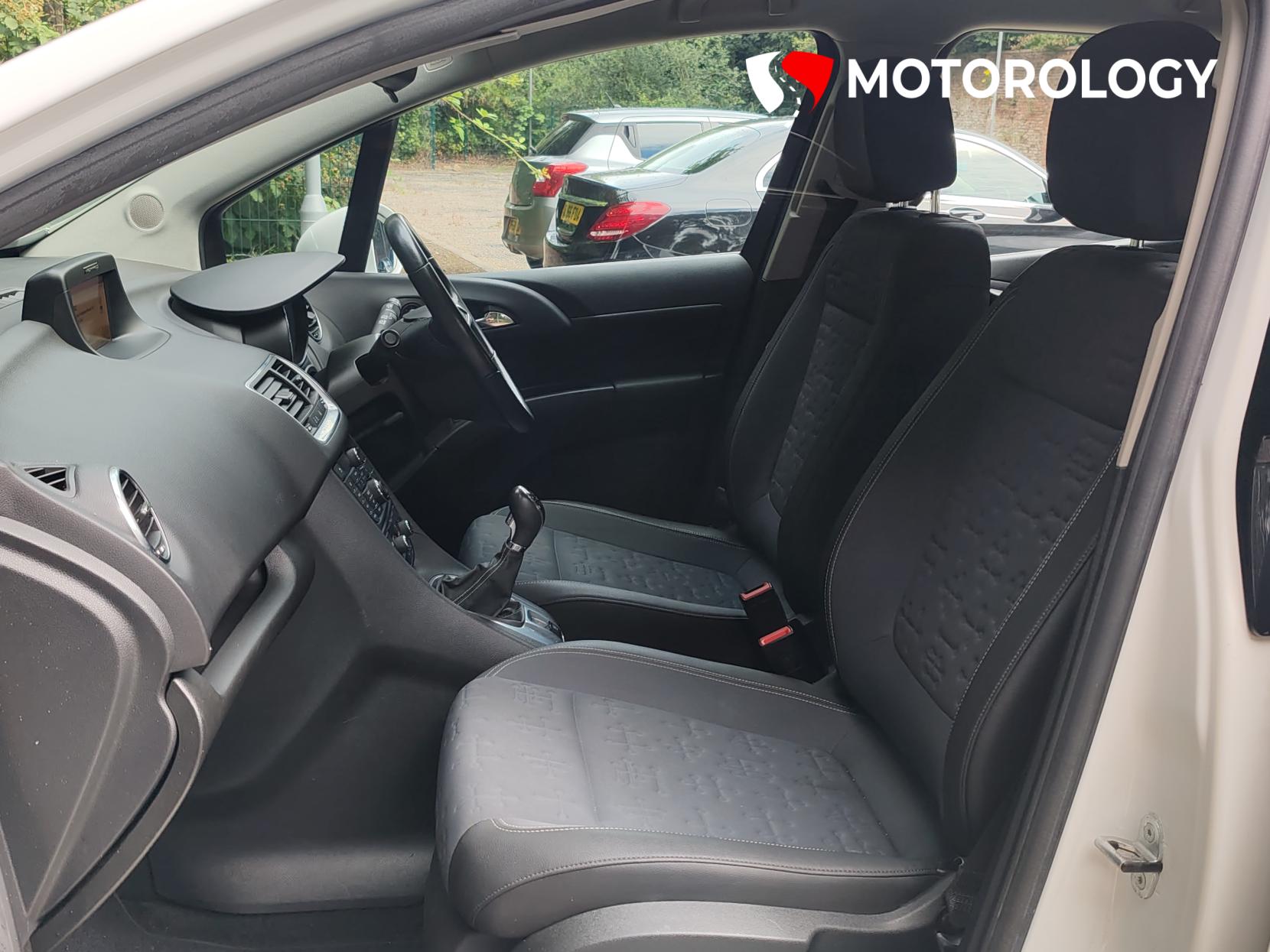 Vauxhall Meriva 1.4i Tech Line MPV 5dr Petrol Manual Euro 6 (100 ps)