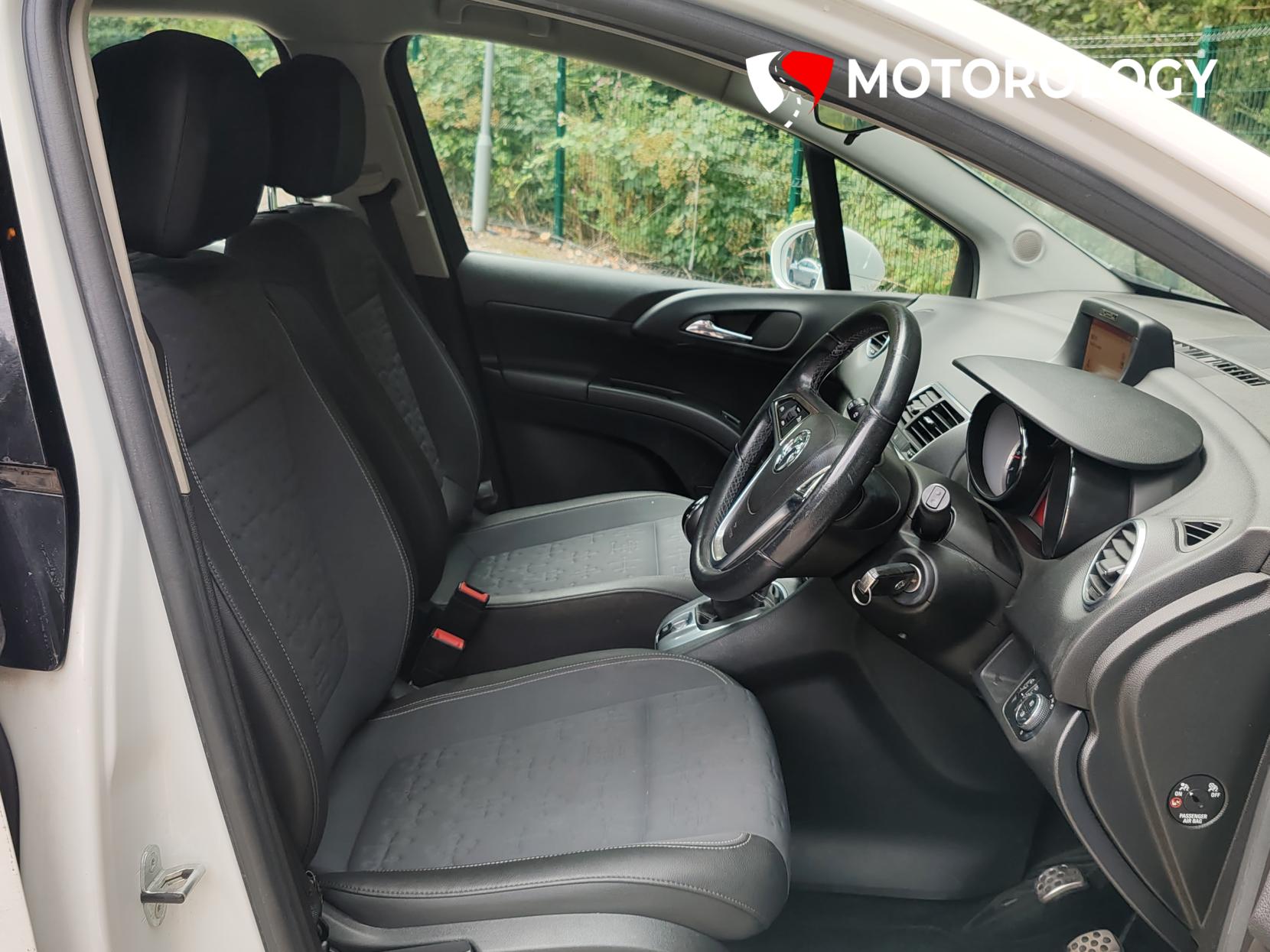 Vauxhall Meriva 1.4i Tech Line MPV 5dr Petrol Manual Euro 6 (100 ps)
