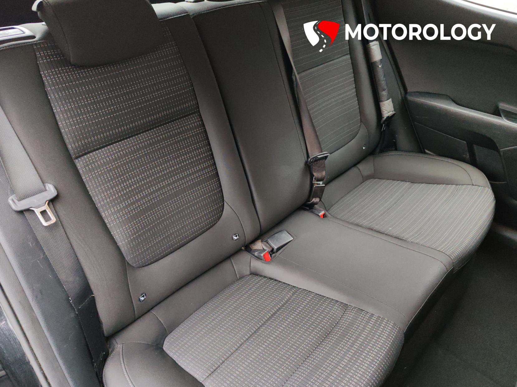 Kia Stonic 1.0 T-GDi 2 SUV 5dr Petrol Manual Euro 6 (s/s) (99 bhp)