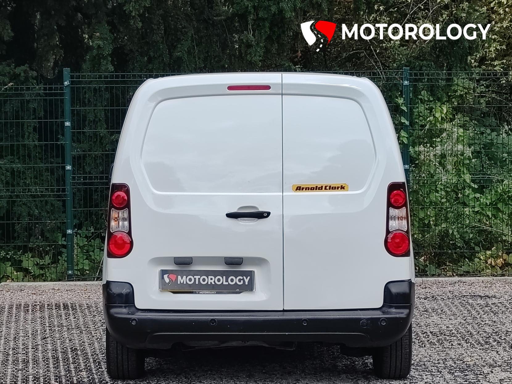 Citroen Berlingo 1.6 BlueHDi 625 Enterprise Panel Van 5dr Diesel Manual L1 (112 g/km, 75 bhp)