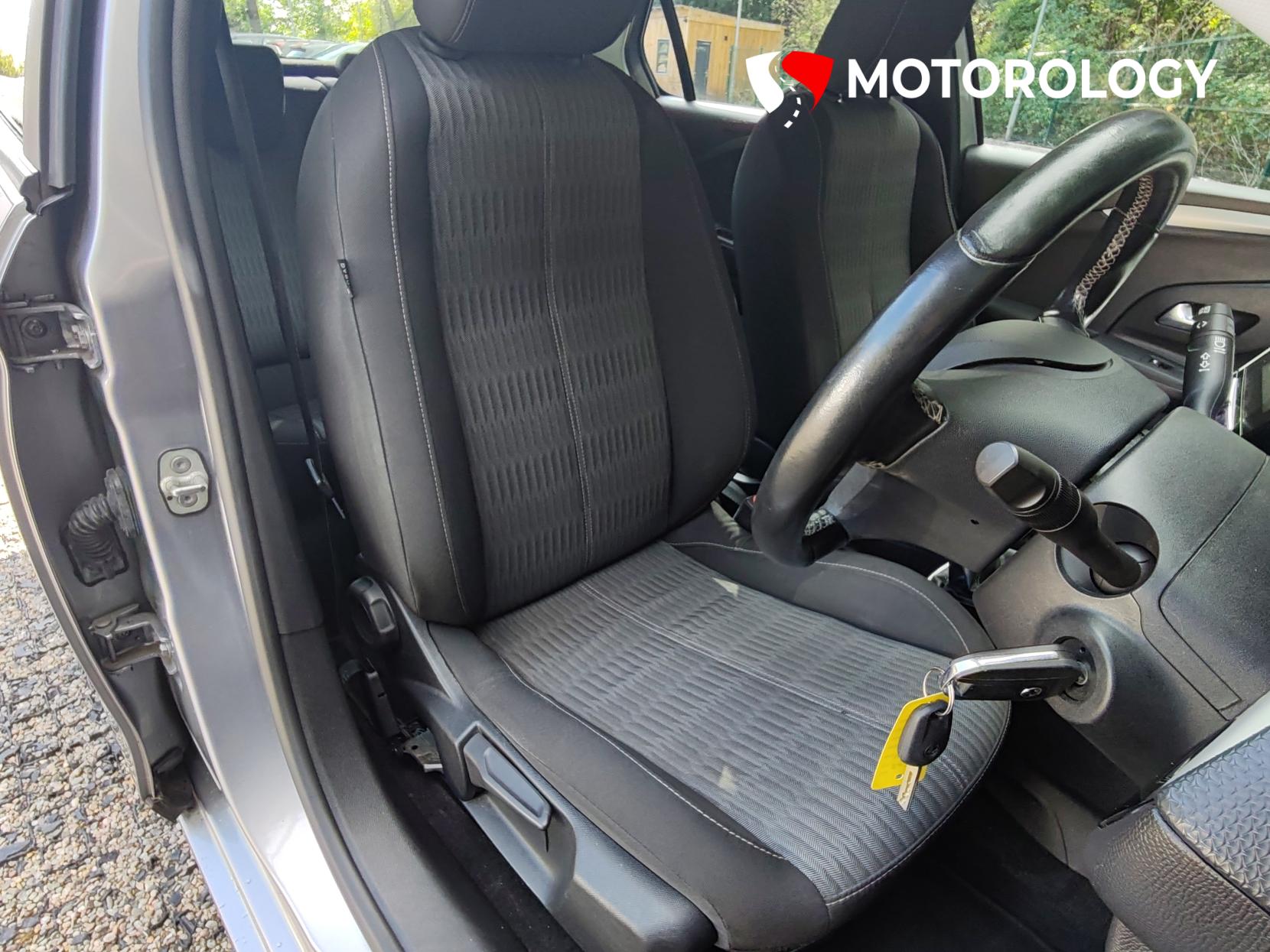 Vauxhall Corsa 1.2 SE Hatchback 5dr Petrol Manual Euro 6 (75 ps)