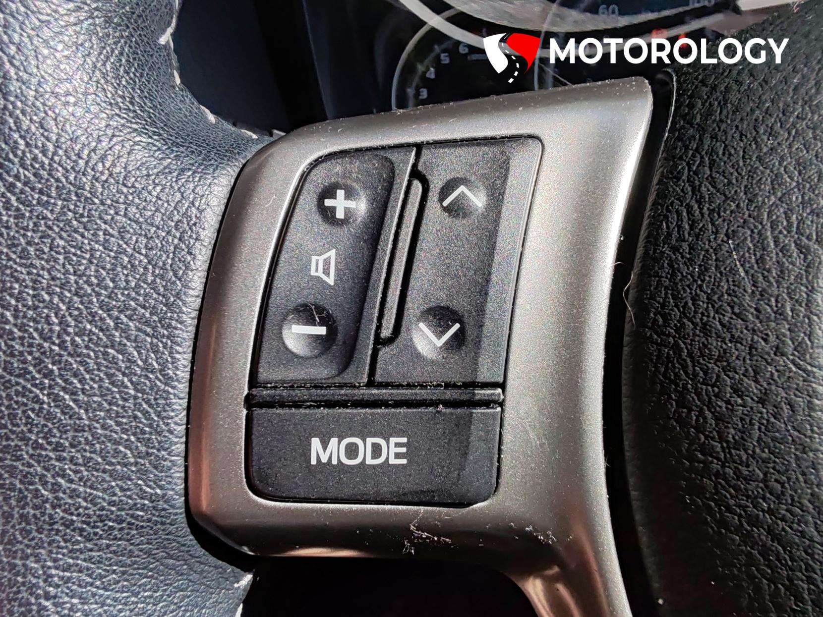 Toyota Yaris 1.33 Dual VVT-i Icon Hatchback 5dr Petrol Manual Euro 6 (99 ps)