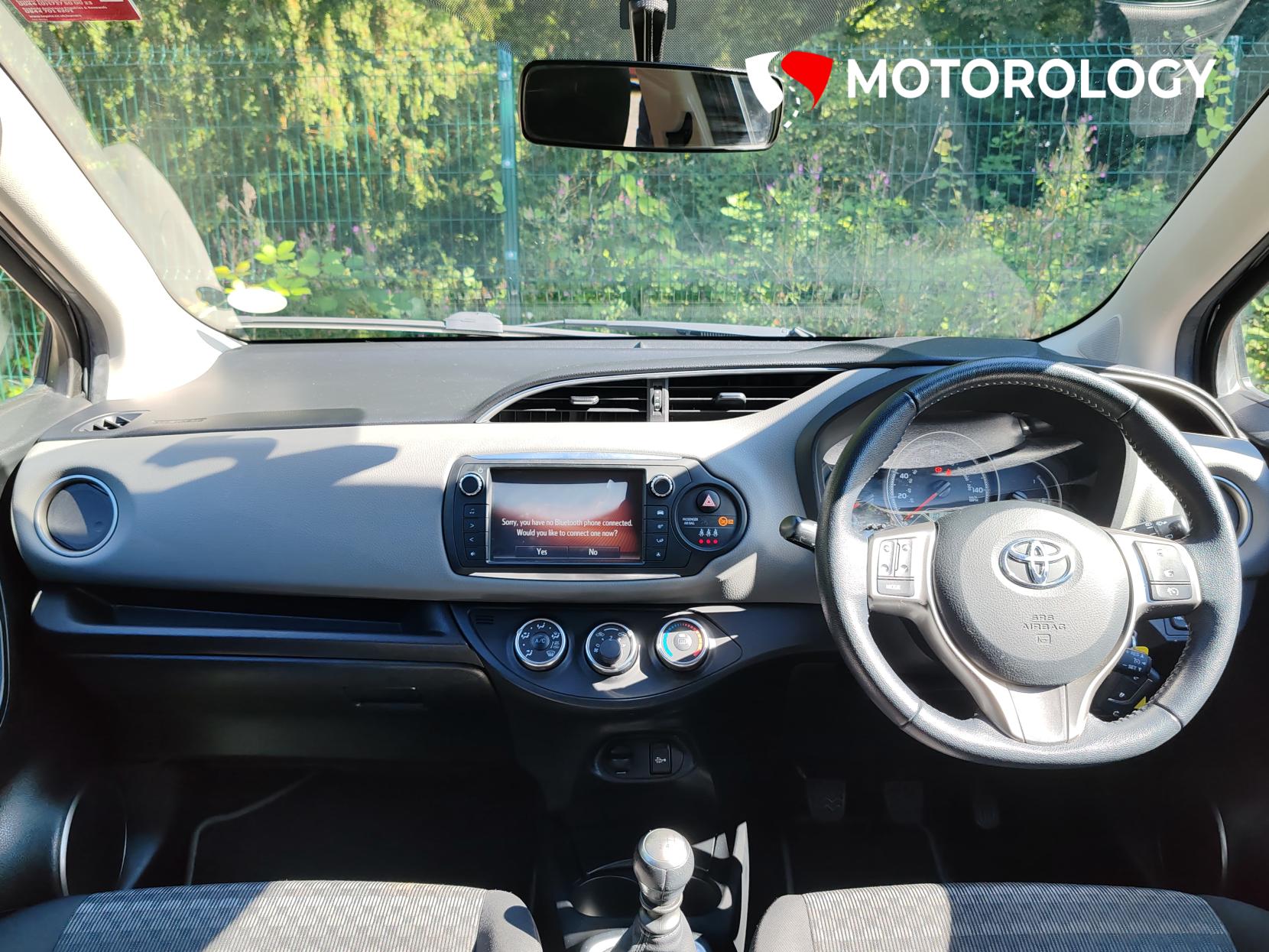 Toyota Yaris 1.33 Dual VVT-i Icon Hatchback 5dr Petrol Manual Euro 6 (99 ps)