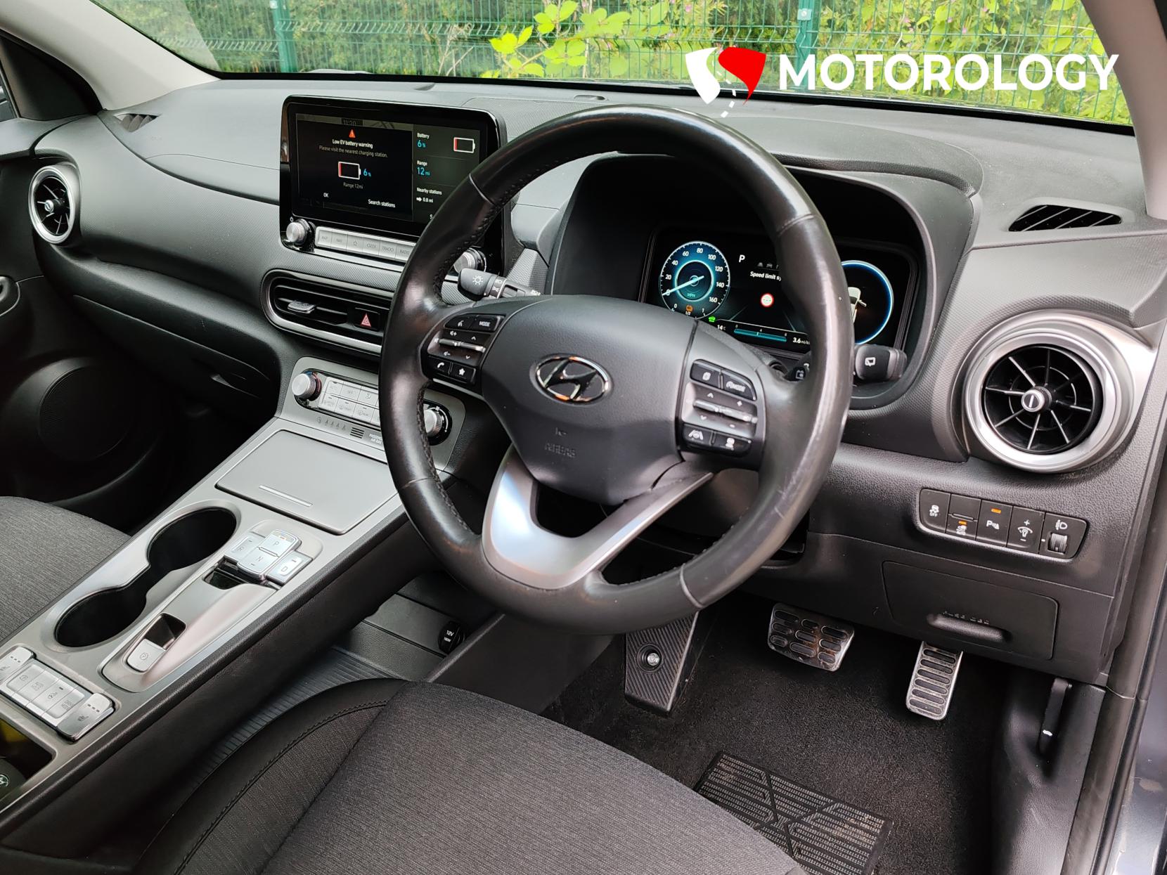 Hyundai KONA 64kWh Premium SUV 5dr Electric Auto (10.5kW Charger) (204 ps)