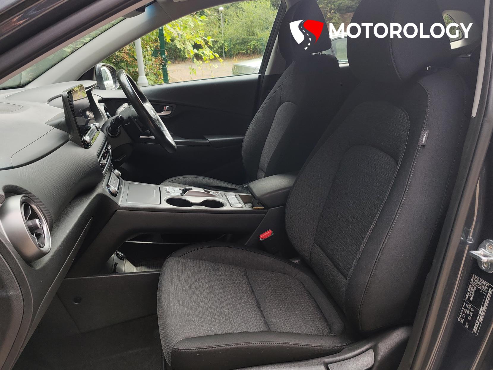 Hyundai KONA 64kWh Premium SUV 5dr Electric Auto (10.5kW Charger) (204 ps)
