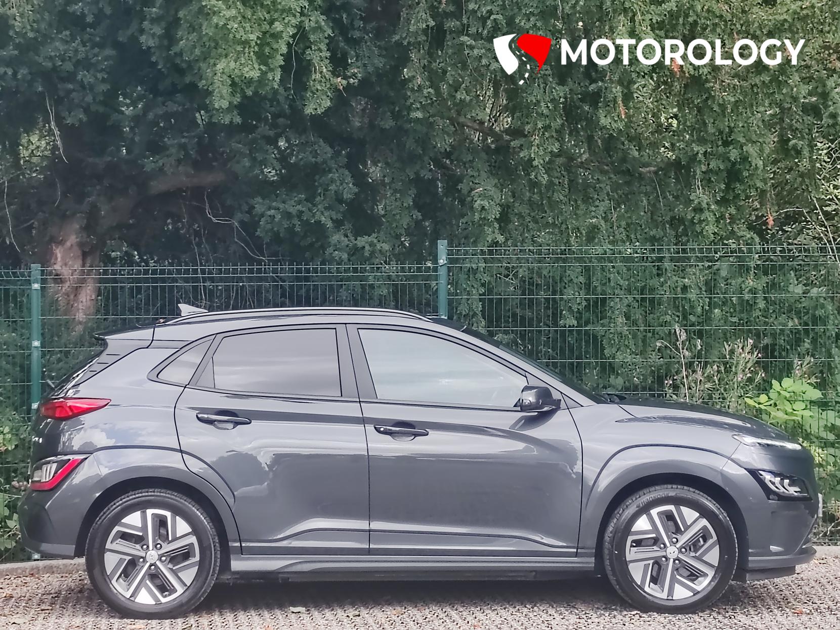 Hyundai KONA 64kWh Premium SUV 5dr Electric Auto (10.5kW Charger) (204 ps)