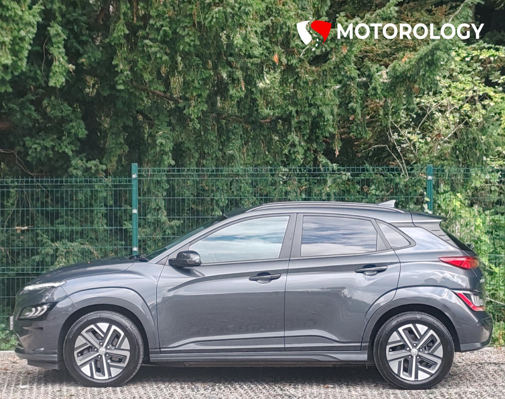 Hyundai KONA 64kWh Premium SUV 5dr Electric Auto (10.5kW Charger) (204 ps)