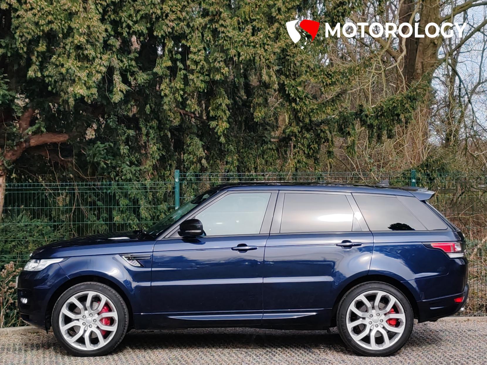 Land Rover Range Rover Sport 3.0 SD V6 Autobiography Dynamic SUV 5dr Diesel Auto 4WD Euro 6 (s/s) (306 ps)