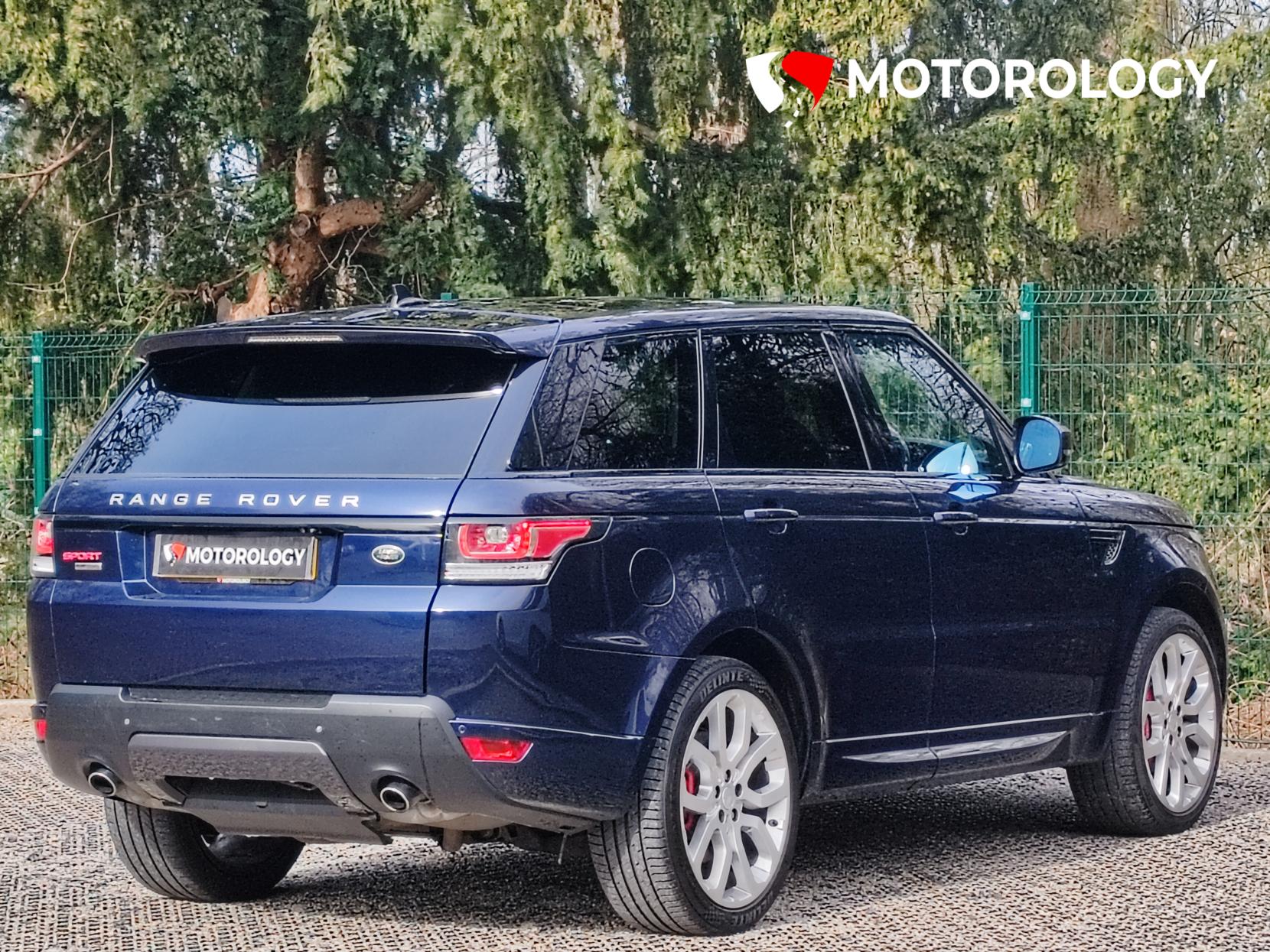 Land Rover Range Rover Sport 3.0 SD V6 Autobiography Dynamic SUV 5dr Diesel Auto 4WD Euro 6 (s/s) (306 ps)