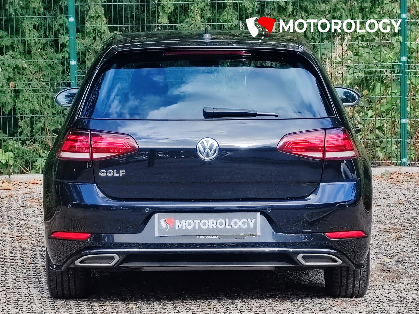 Volkswagen Golf 2.0 TDI R-Line Hatchback 5dr Diesel DSG Euro 6 (s/s) (150 ps)