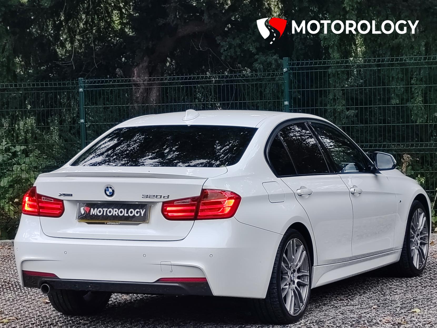 BMW 3 Series 2.0 320d M Sport Saloon 4dr Diesel Manual xDrive Euro 5 (s/s) (184 ps)