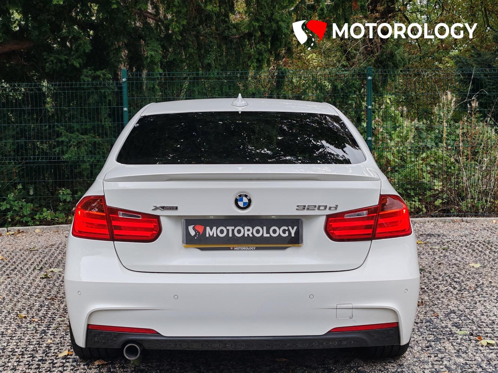 BMW 3 Series 2.0 320d M Sport Saloon 4dr Diesel Manual xDrive Euro 5 (s/s) (184 ps)
