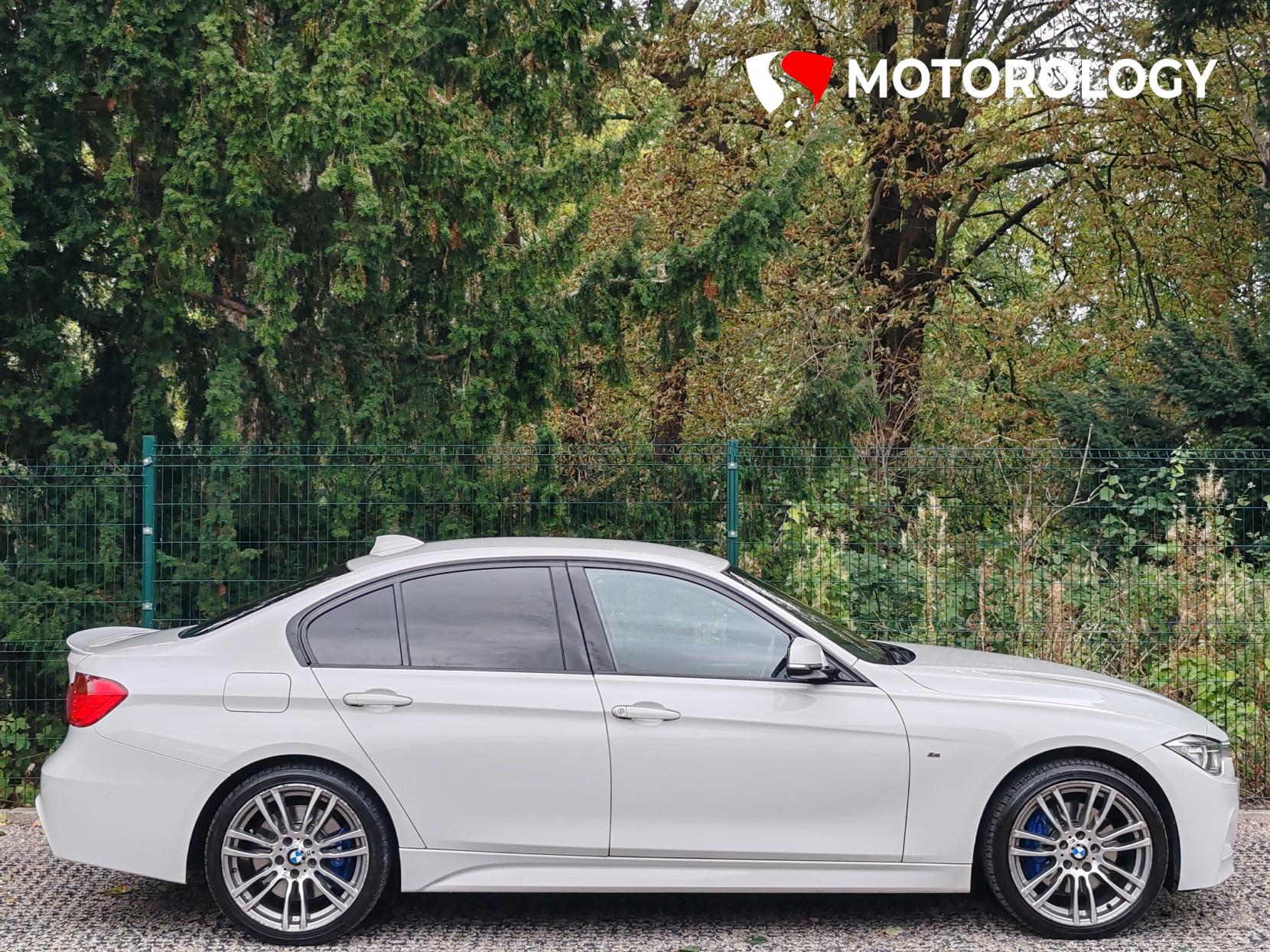 BMW 3 Series 2.0 320d M Sport Saloon 4dr Diesel Manual xDrive Euro 5 (s/s) (184 ps)