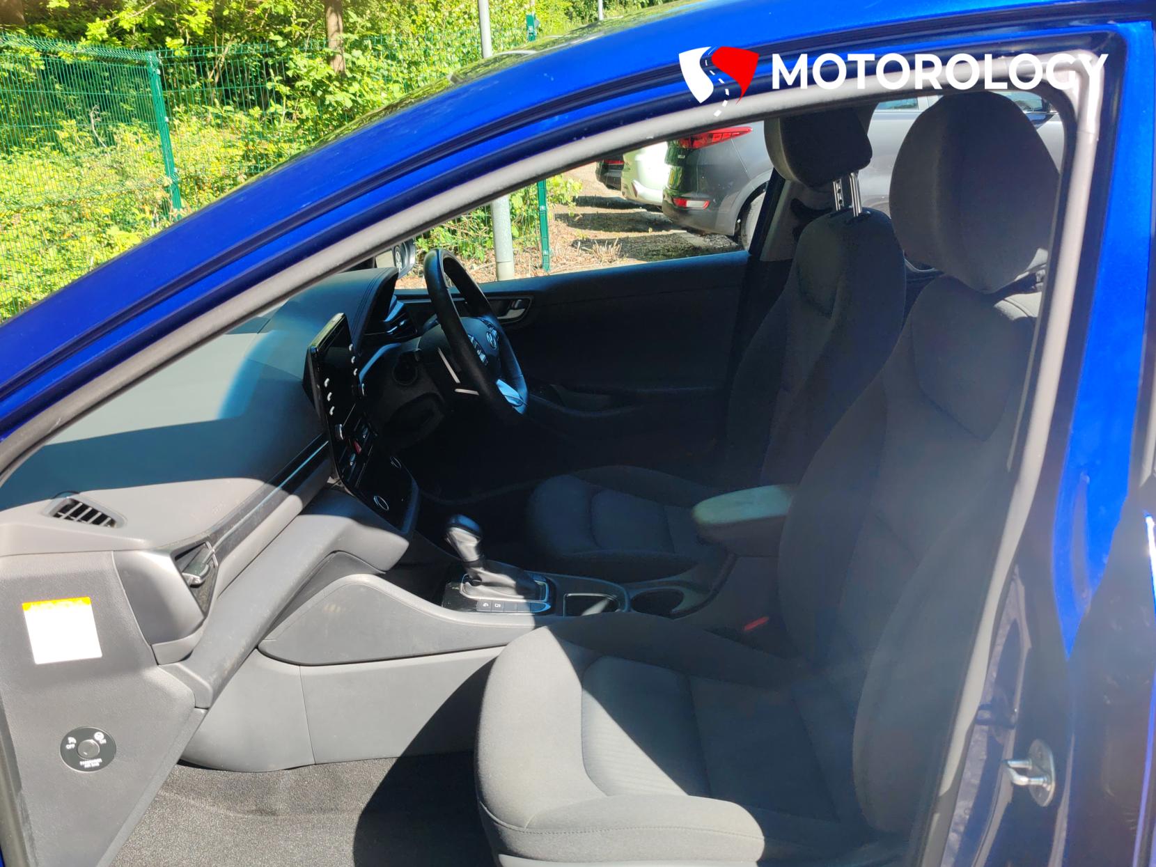 Hyundai IONIQ 1.6 h-GDi Premium SE Hatchback 5dr Petrol Hybrid DCT Euro 6 (s/s) (141 ps)