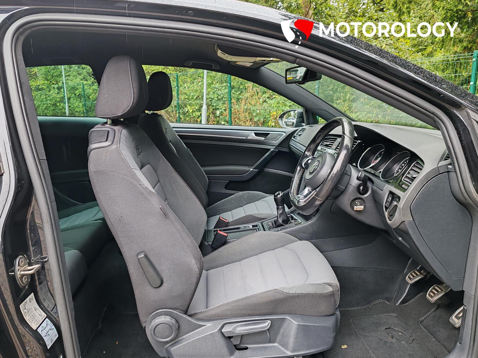 Volkswagen Golf 1.4 TSI BlueMotion Tech ACT R-Line Hatchback 3dr Petrol Manual Euro 6 (s/s) (150 ps)
