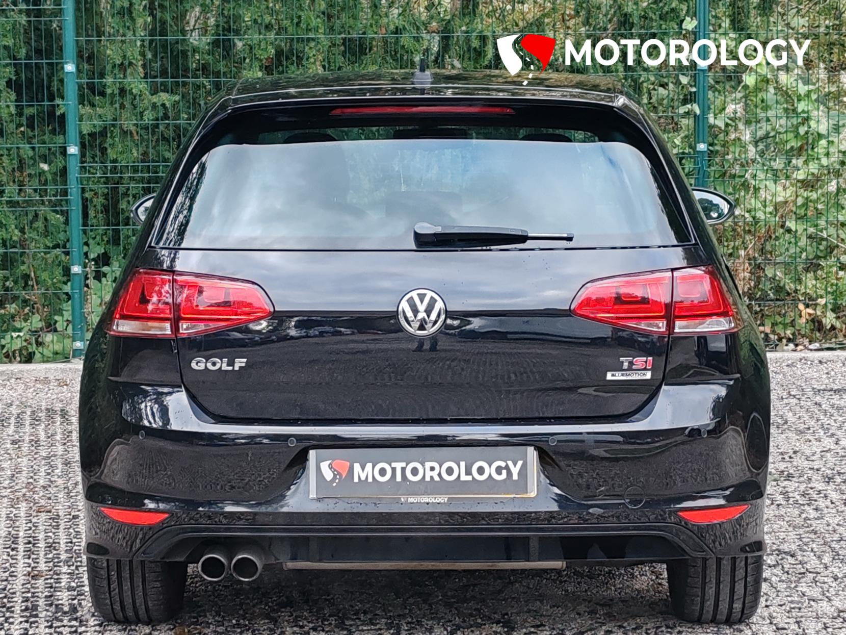 Volkswagen Golf 1.4 TSI BlueMotion Tech ACT R-Line Hatchback 3dr Petrol Manual Euro 6 (s/s) (150 ps)