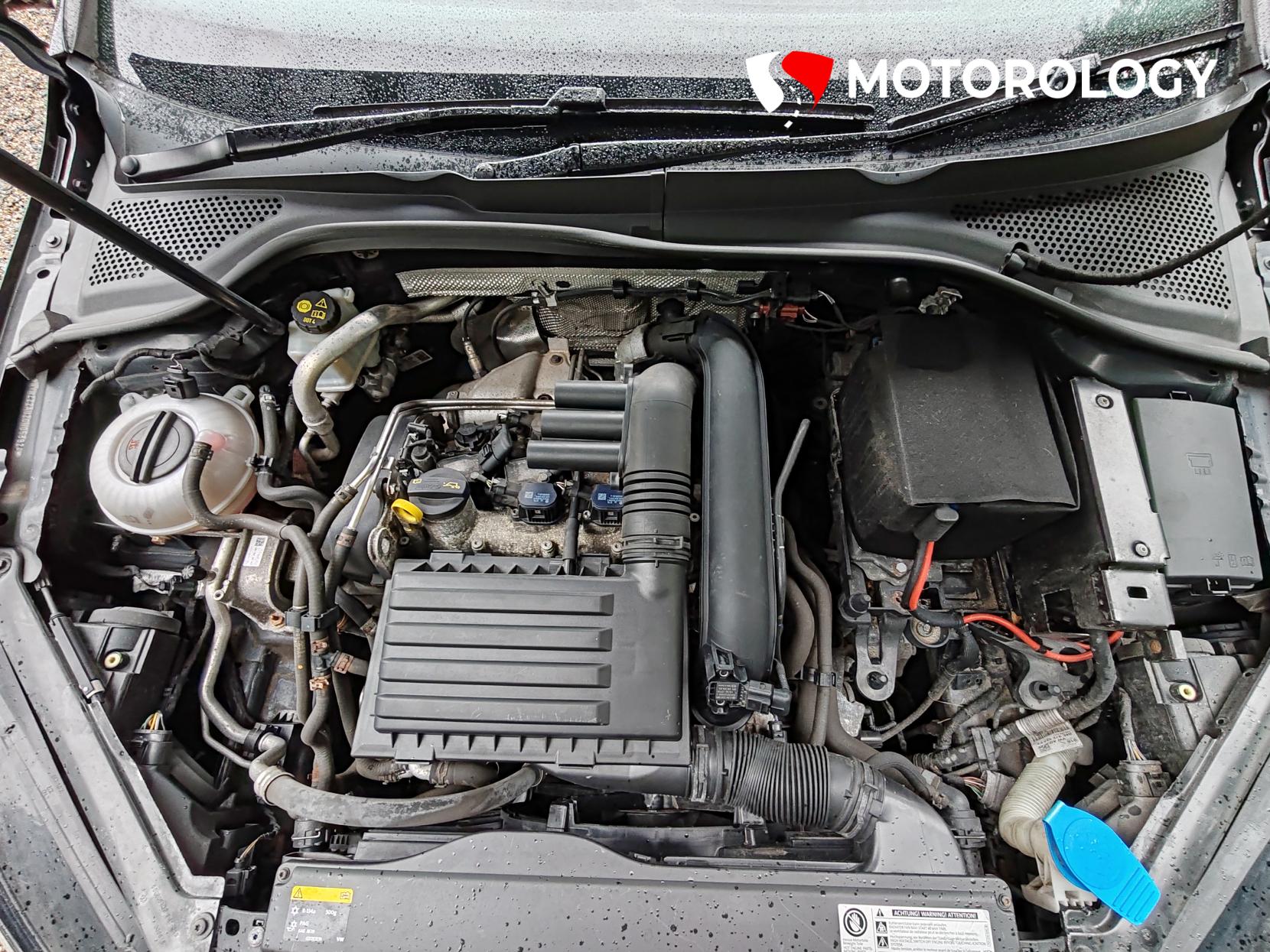 Volkswagen Golf 1.4 TSI BlueMotion Tech ACT R-Line Hatchback 3dr Petrol Manual Euro 6 (s/s) (150 ps)