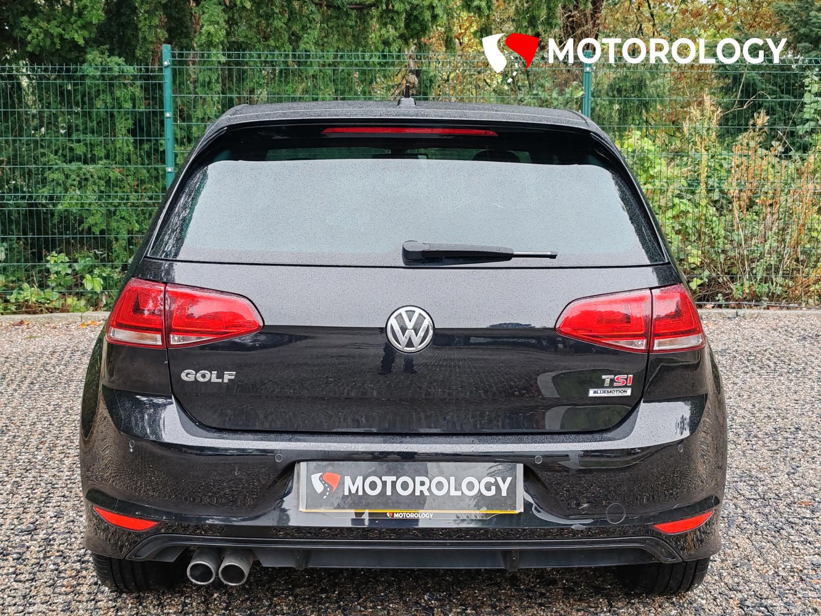Volkswagen Golf 1.4 TSI BlueMotion Tech ACT R-Line Hatchback 3dr Petrol Manual Euro 6 (s/s) (150 ps)