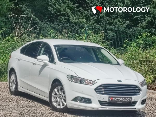 Ford Mondeo 1.5 TDCi ECOnetic Titanium Hatchback 5dr Diesel Manual Euro 6 (s/s) (120 ps)