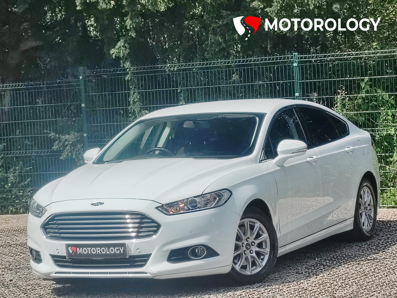 Ford Mondeo 1.5 TDCi ECOnetic Titanium Hatchback 5dr Diesel Manual Euro 6 (s/s) (120 ps)
