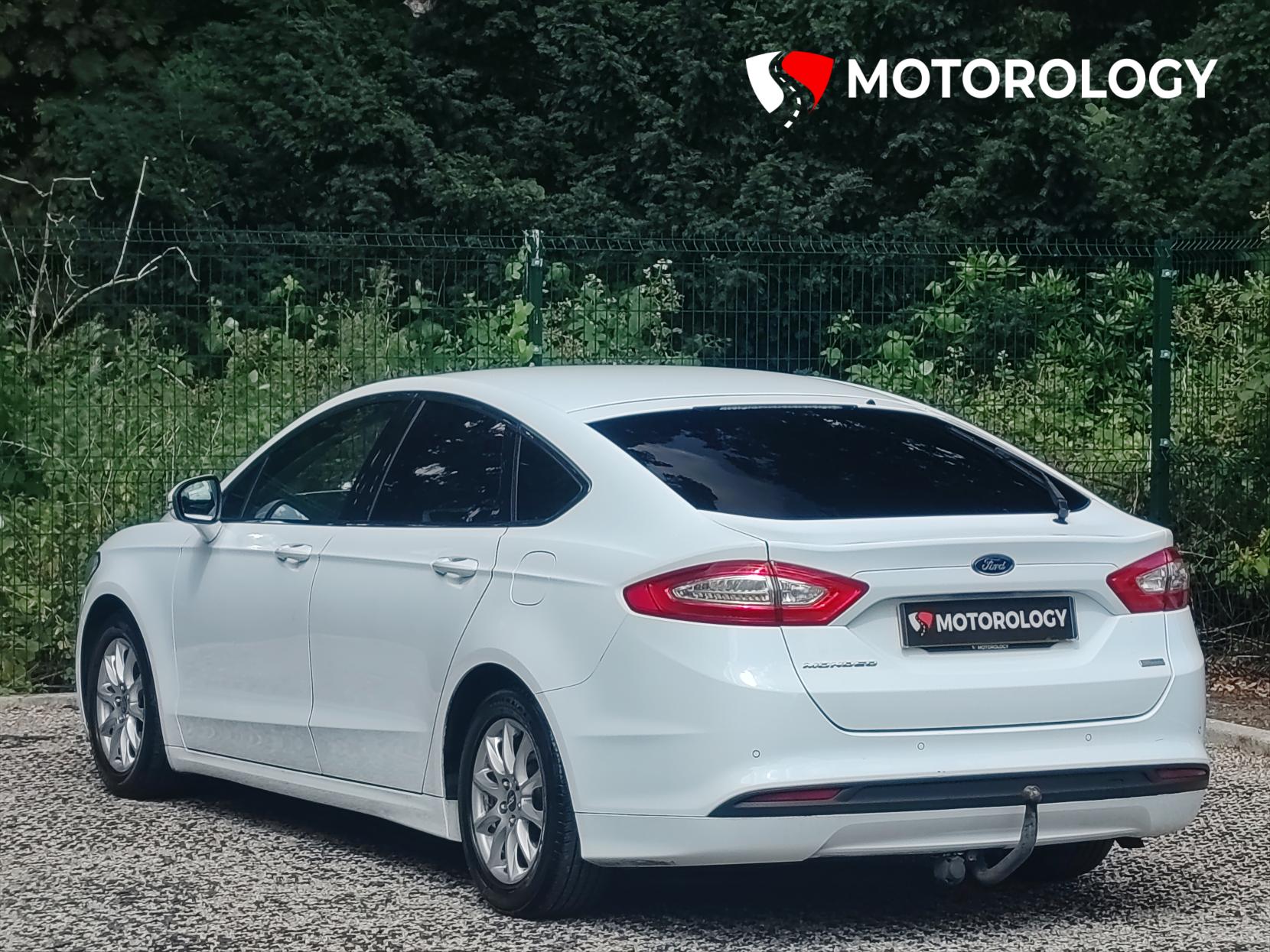 Ford Mondeo 1.5 TDCi ECOnetic Titanium Hatchback 5dr Diesel Manual Euro 6 (s/s) (120 ps)