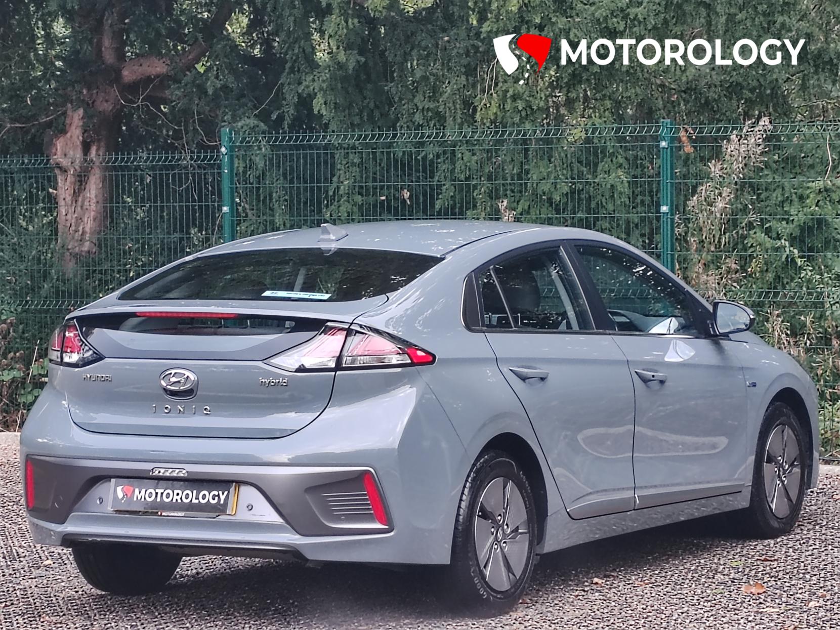 Hyundai IONIQ 1.6 h-GDi Premium Hatchback 5dr Petrol Hybrid DCT Euro 6 (s/s) (141 ps)