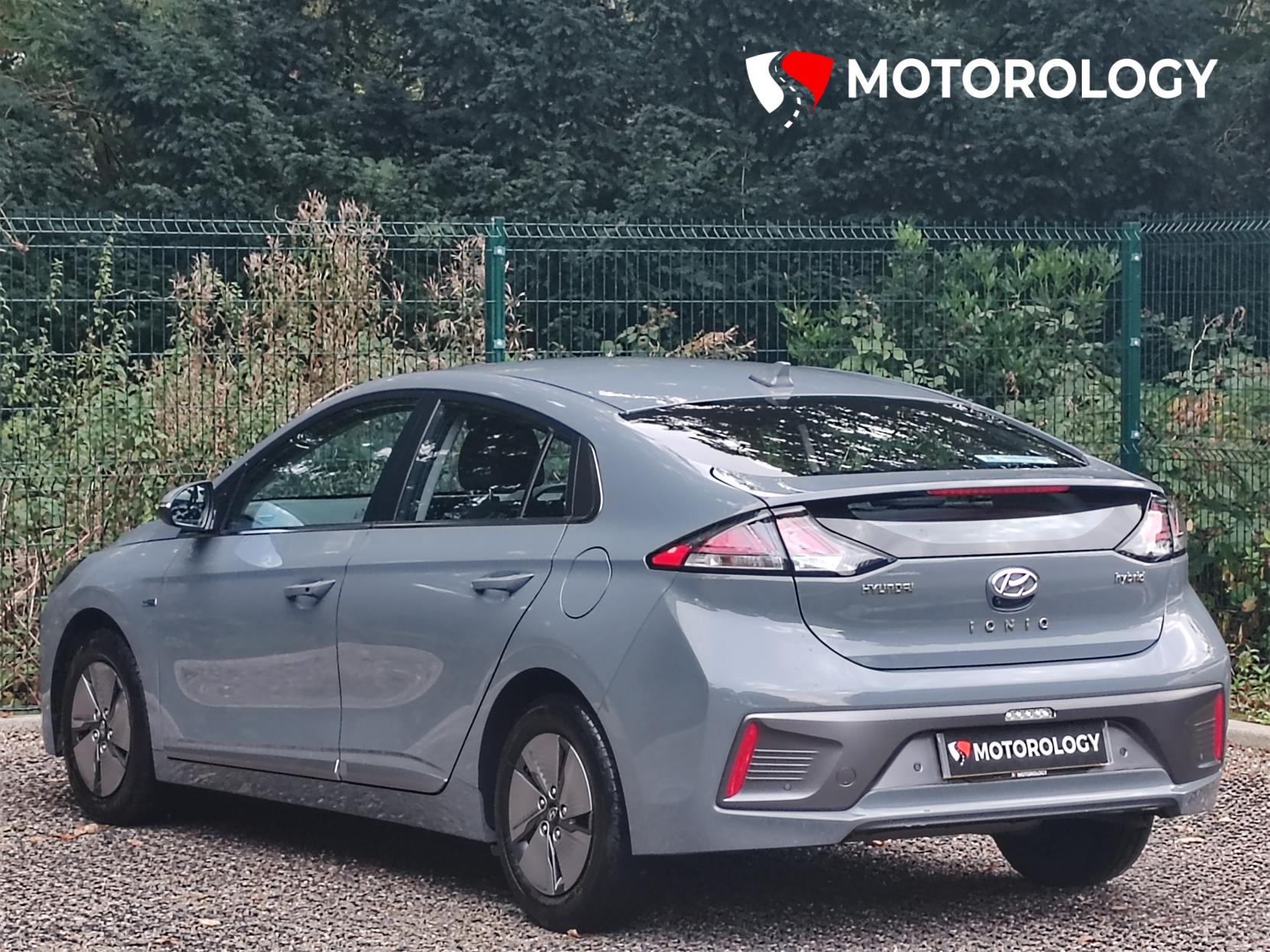 Hyundai IONIQ 1.6 h-GDi Premium Hatchback 5dr Petrol Hybrid DCT Euro 6 (s/s) (141 ps)