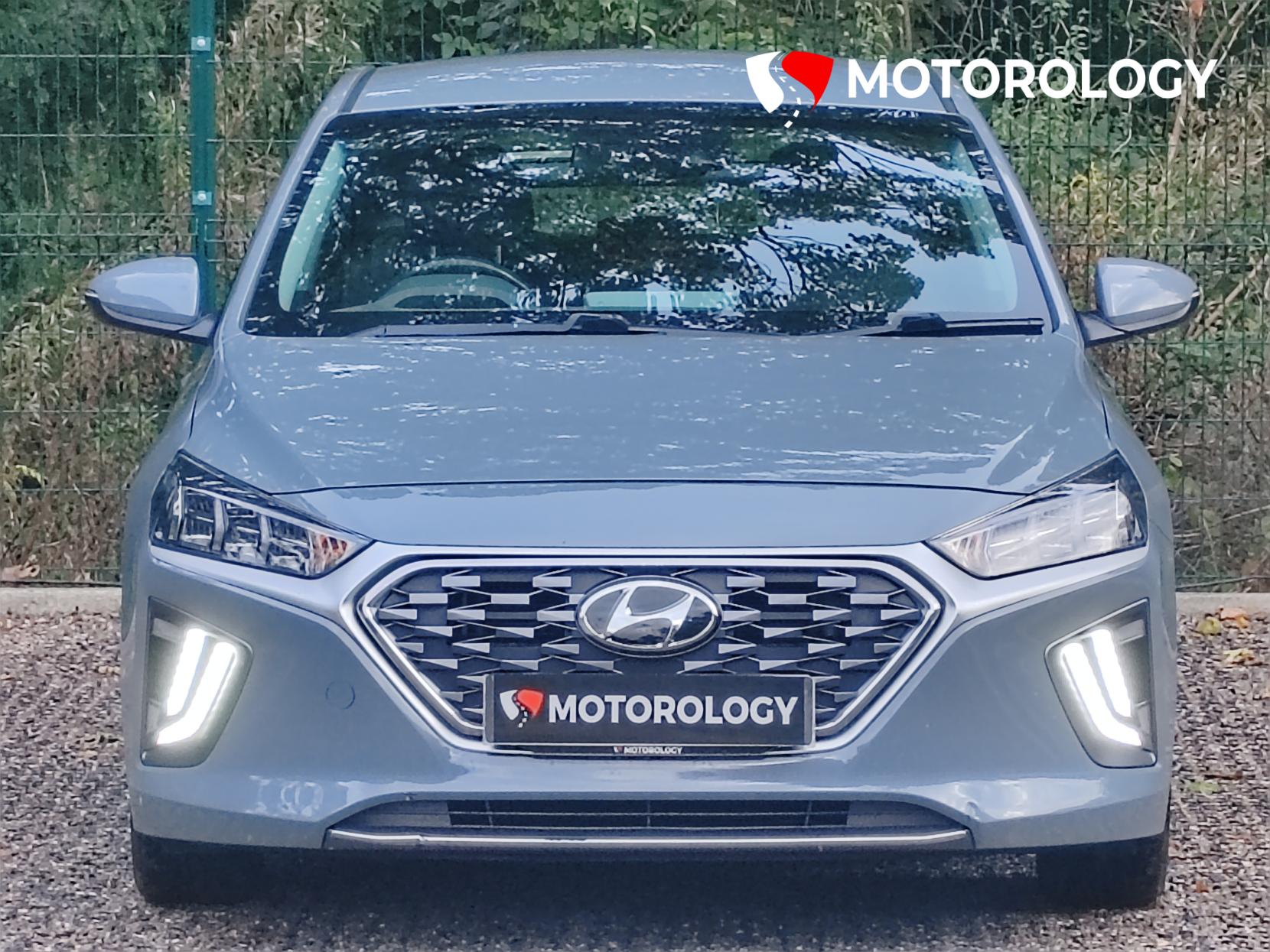 Hyundai IONIQ 1.6 h-GDi Premium Hatchback 5dr Petrol Hybrid DCT Euro 6 (s/s) (141 ps)