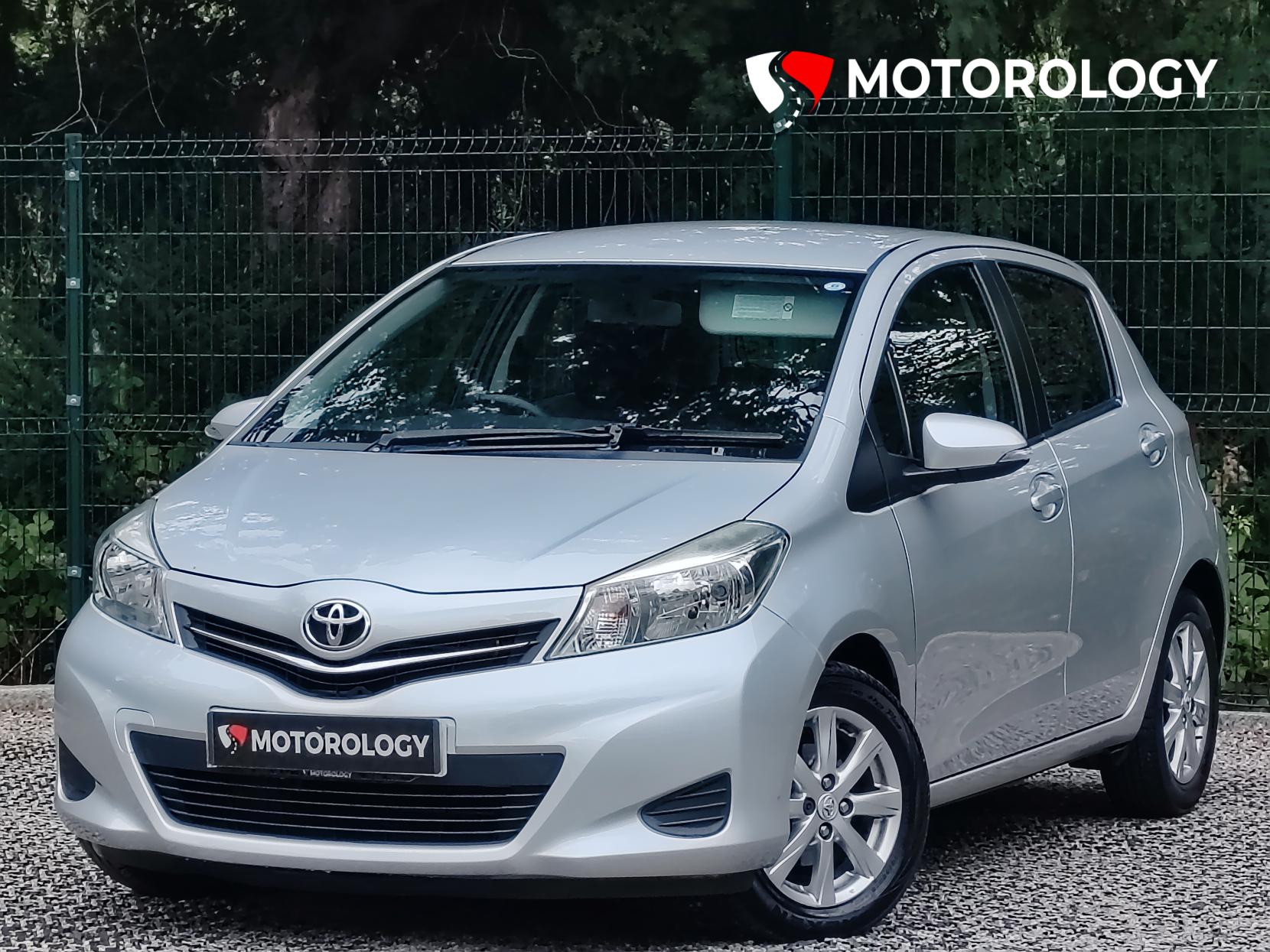 Toyota Yaris 1.33 Dual VVT-i TR Hatchback 5dr Petrol Manual Euro 5 (101 ps)