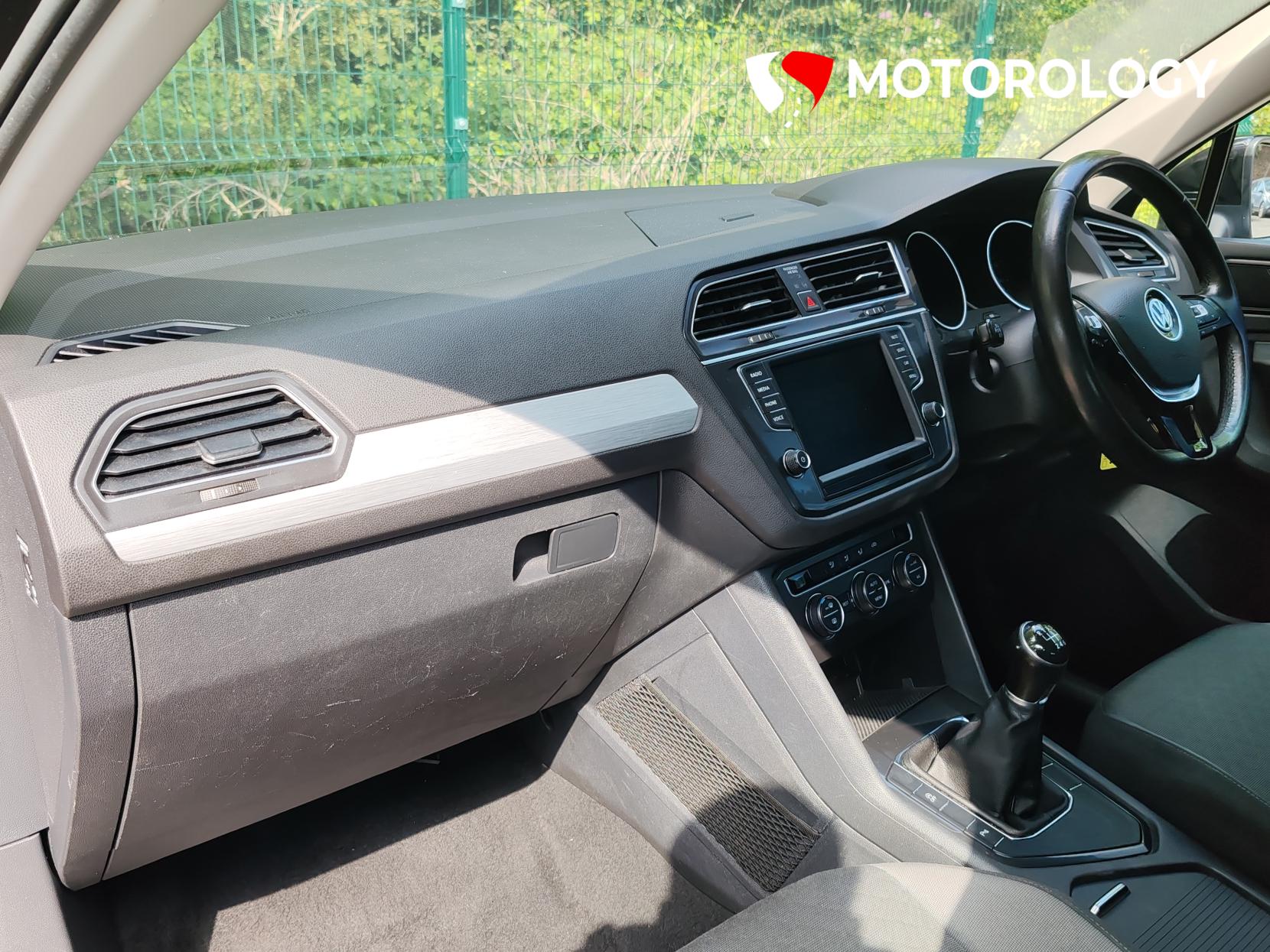 Volkswagen Tiguan 2.0 TDI BlueMotion Tech SE SUV 5dr Diesel Manual Euro 6 (s/s) (150 ps)