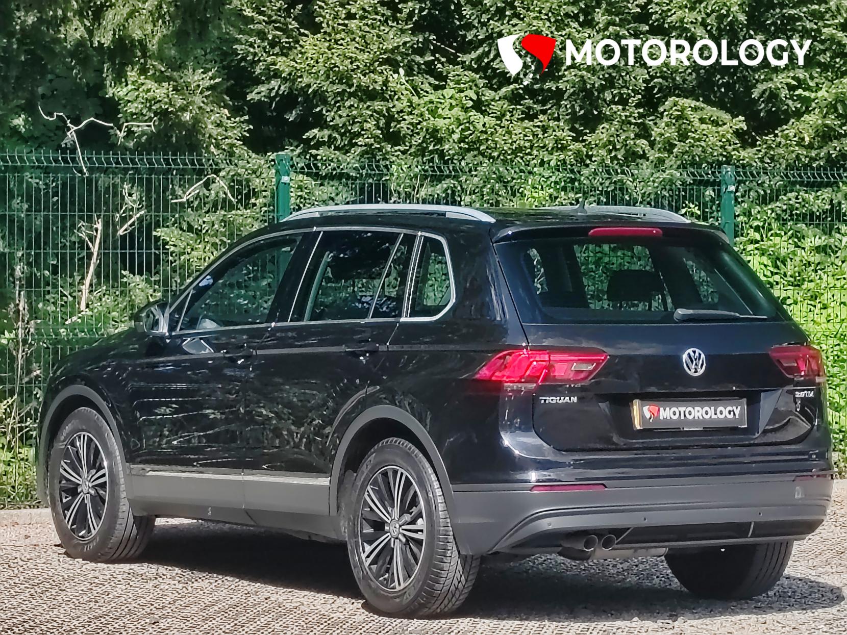 Volkswagen Tiguan 2.0 TDI BlueMotion Tech SE SUV 5dr Diesel Manual Euro 6 (s/s) (150 ps)