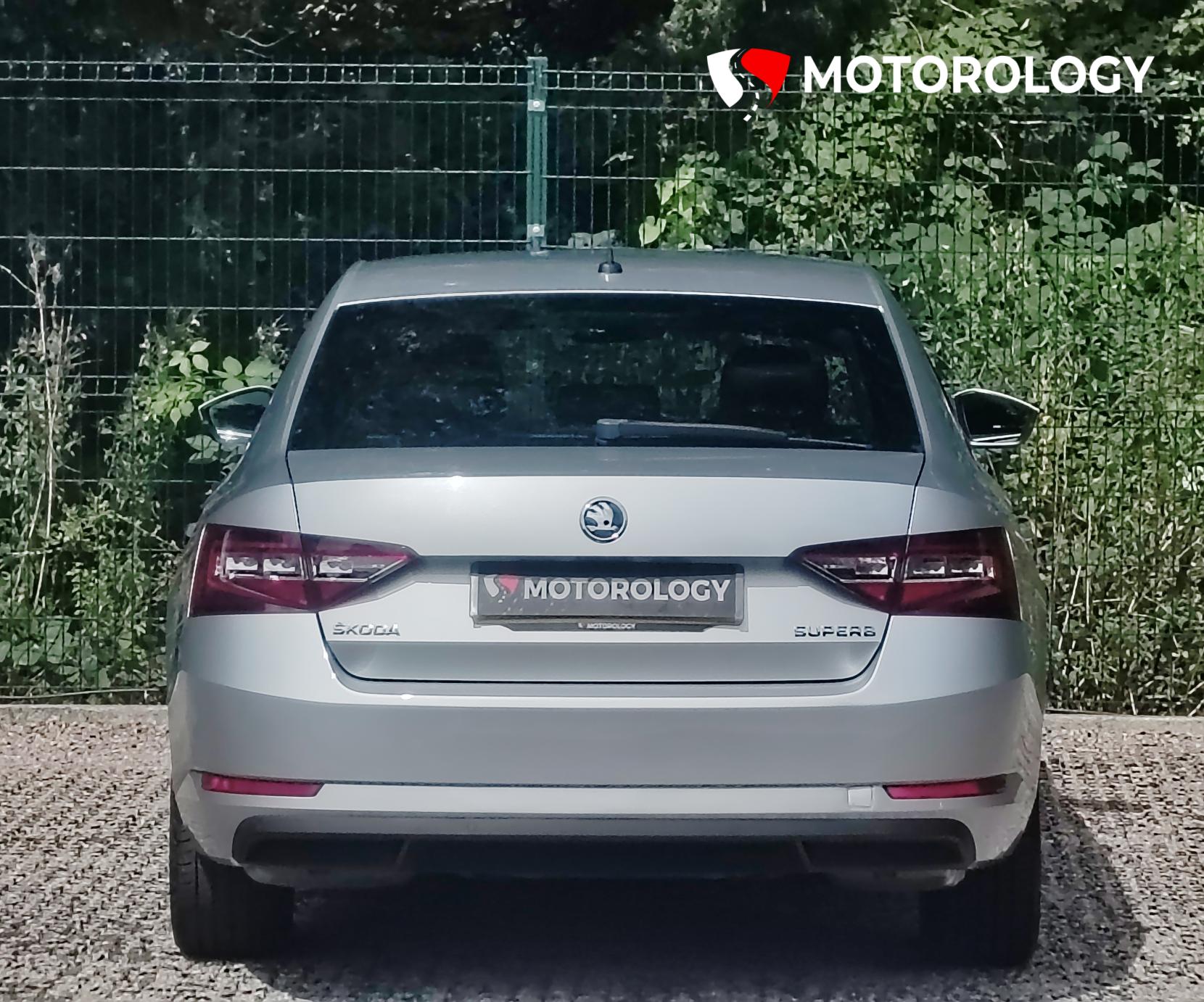 Skoda Superb 1.5 TSI ACT SE L Executive Hatchback 5dr Petrol DSG Euro 6 (s/s) (150 ps)