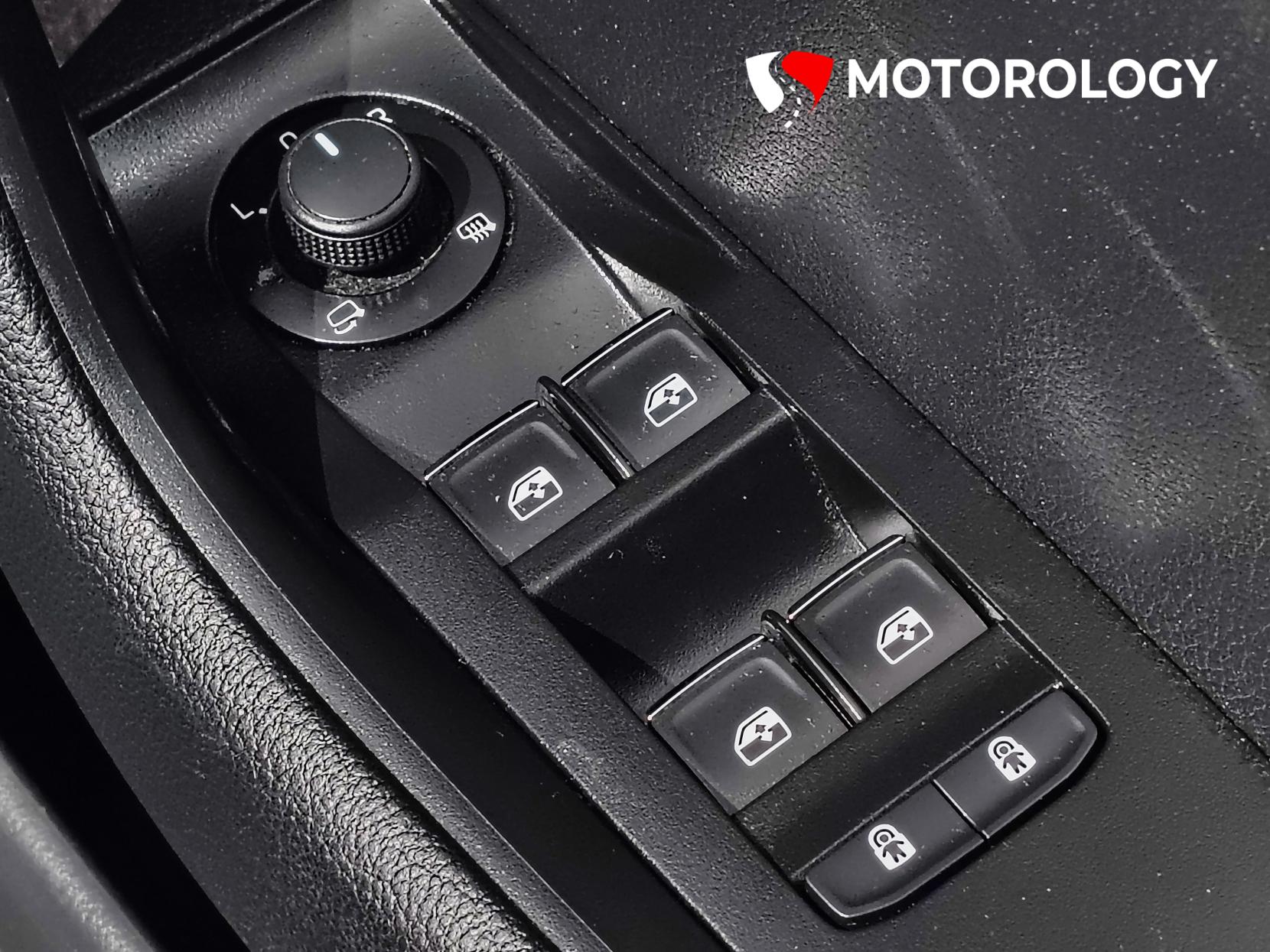 Skoda Superb 1.5 TSI ACT SE L Executive Hatchback 5dr Petrol DSG Euro 6 (s/s) (150 ps)