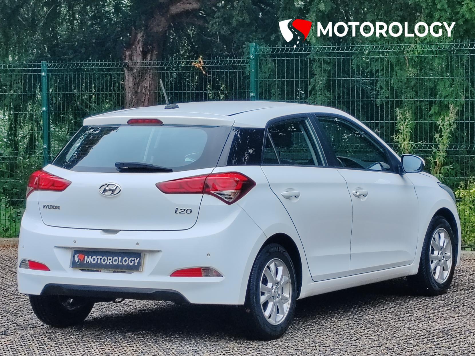 Hyundai i20 1.2 SE Hatchback 5dr Petrol Manual Euro 6 (84 ps)