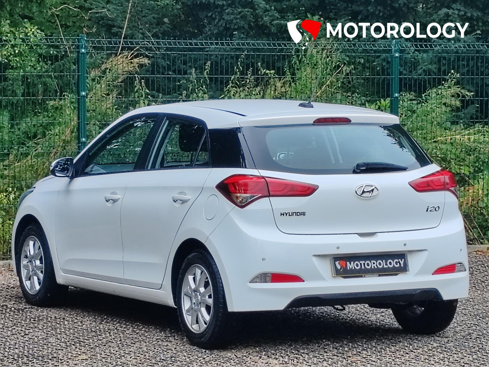 Hyundai i20 1.2 SE Hatchback 5dr Petrol Manual Euro 6 (84 ps)