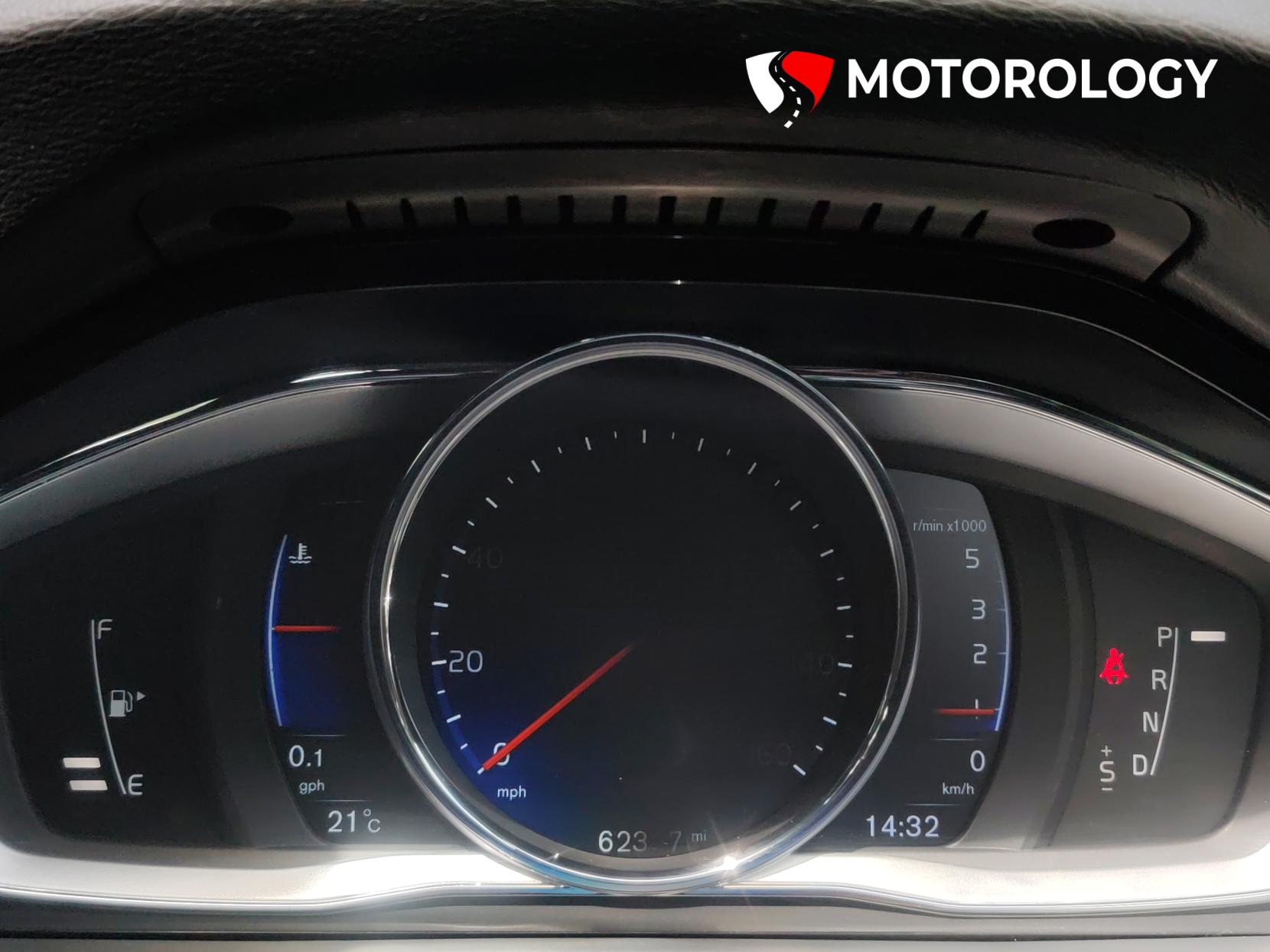 Volvo S60 2.0 D4 R-Design Lux Nav Saloon 4dr Diesel Auto Euro 6 (s/s) (190 ps)