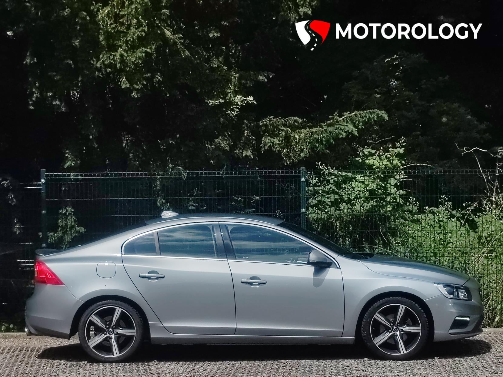 Volvo S60 2.0 D4 R-Design Lux Nav Saloon 4dr Diesel Auto Euro 6 (s/s) (190 ps)