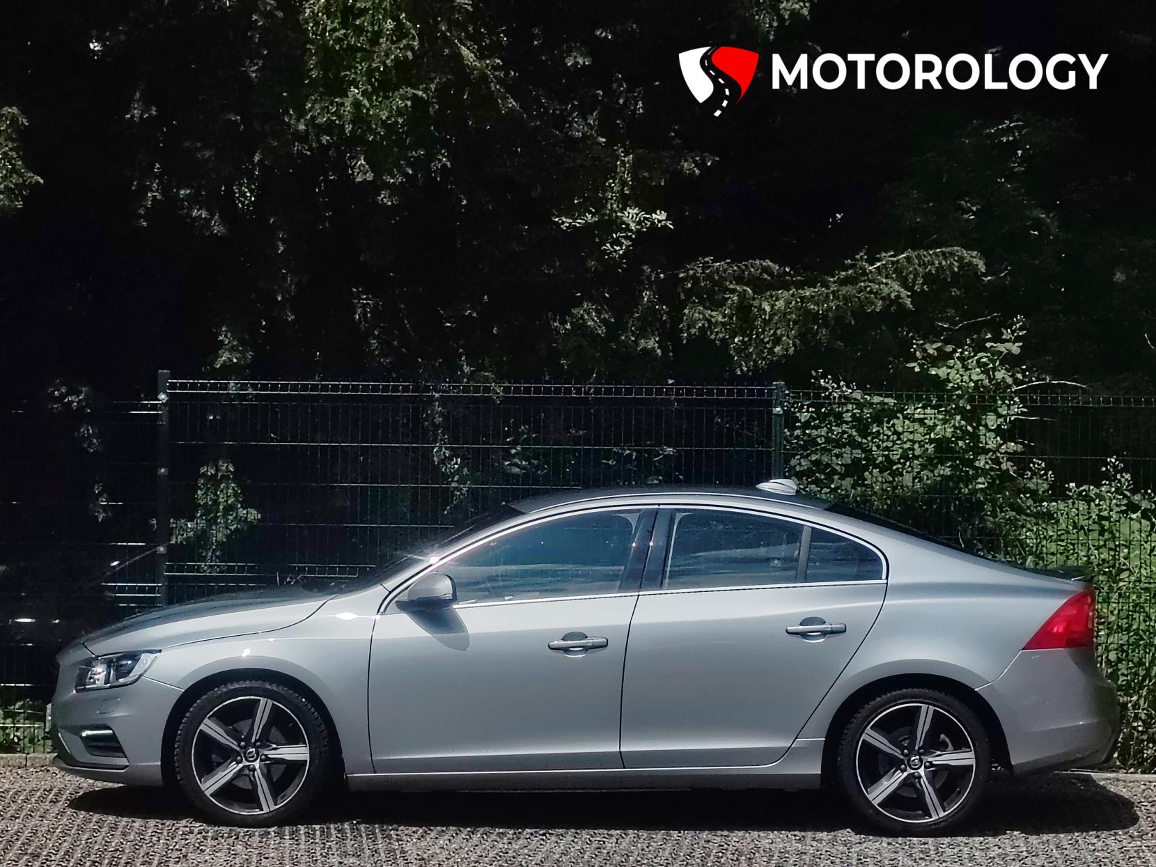 Volvo S60 2.0 D4 R-Design Lux Nav Saloon 4dr Diesel Auto Euro 6 (s/s) (190 ps)